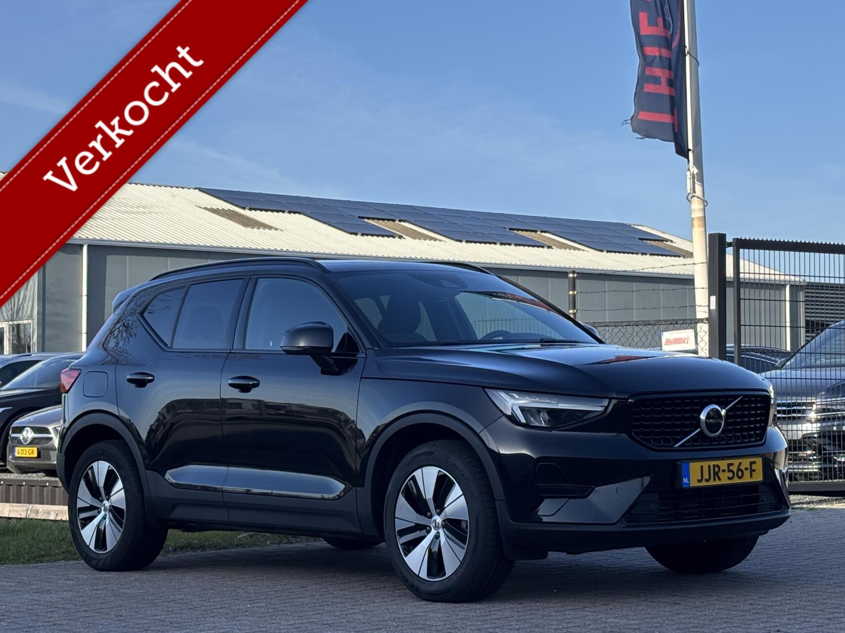 Volvo XC40 1.5 T4 Plug-in hybrid Plus Dark stuur vw panodak SOH 97,8 % 2023 - voorkant