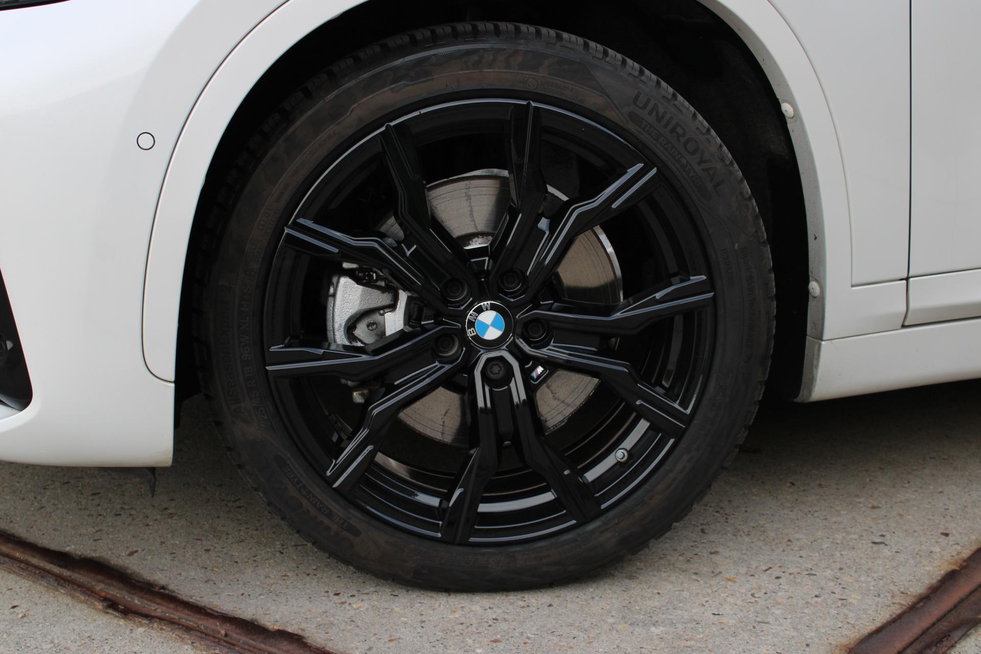 Foto van BMW X1 Xdrive25e