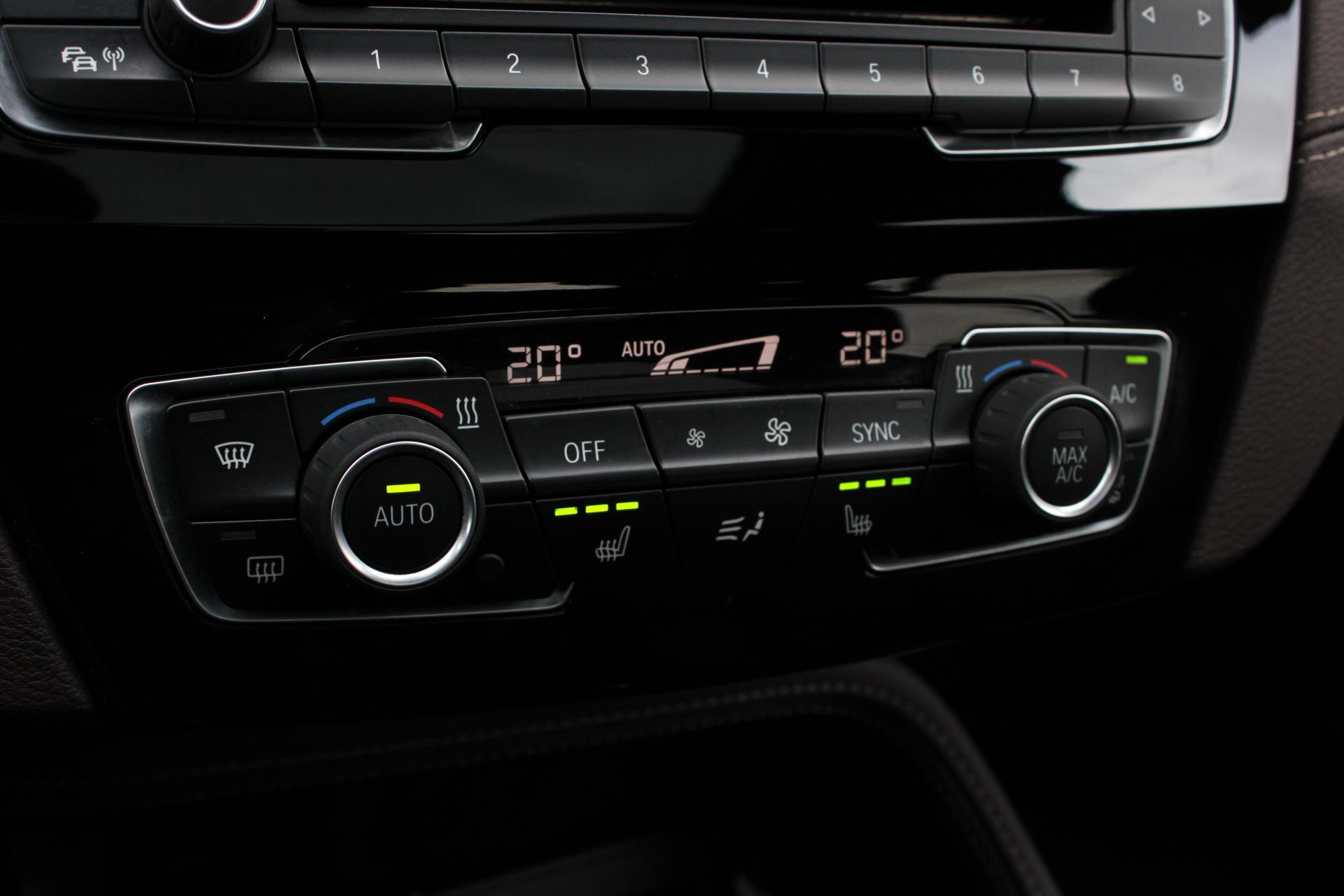 Foto van BMW X1 Xdrive25e