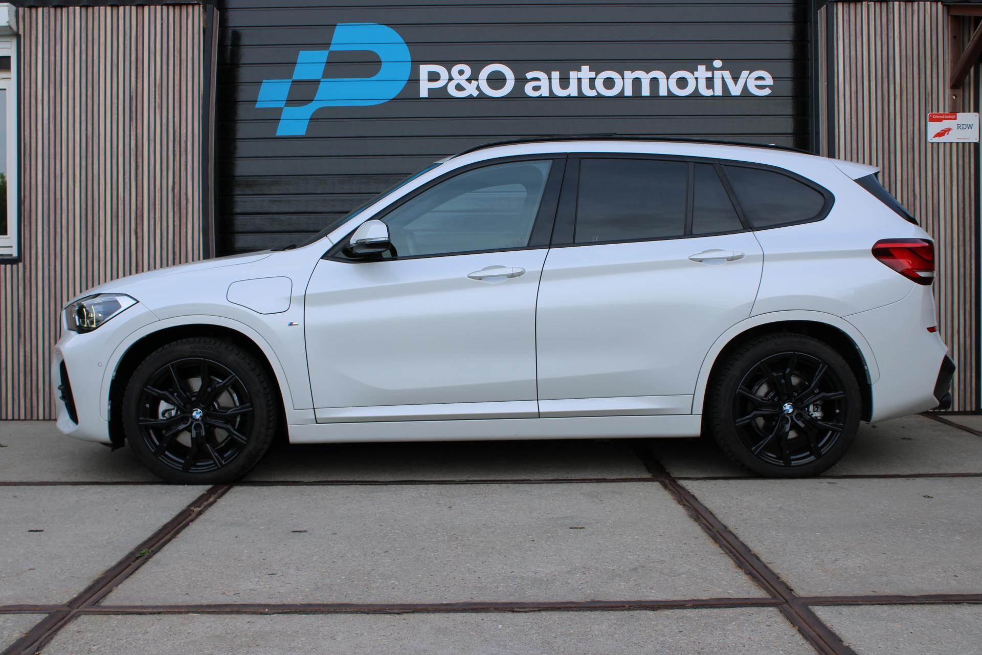 Foto van BMW X1 Xdrive25e