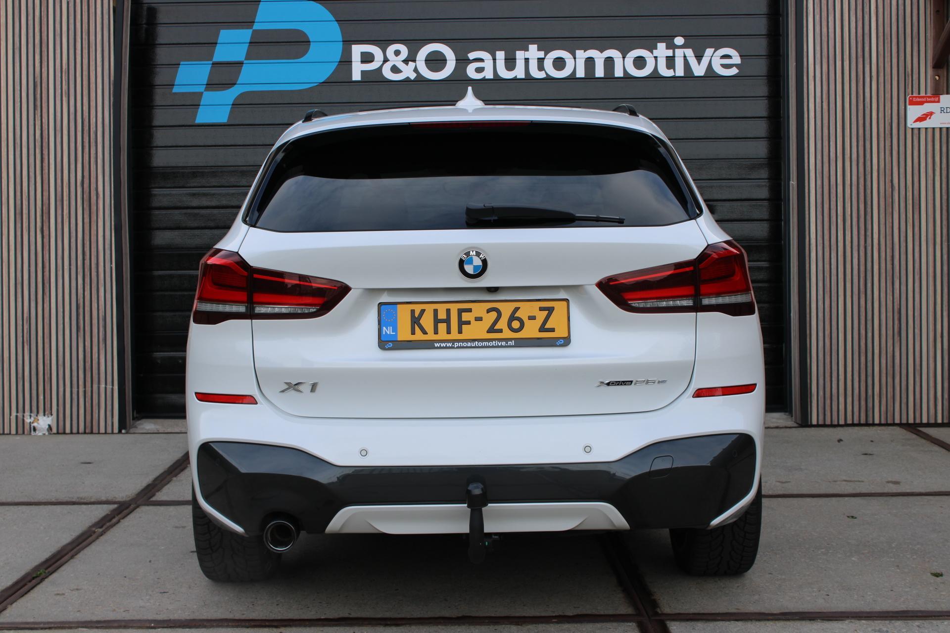 Foto van BMW X1 Xdrive25e