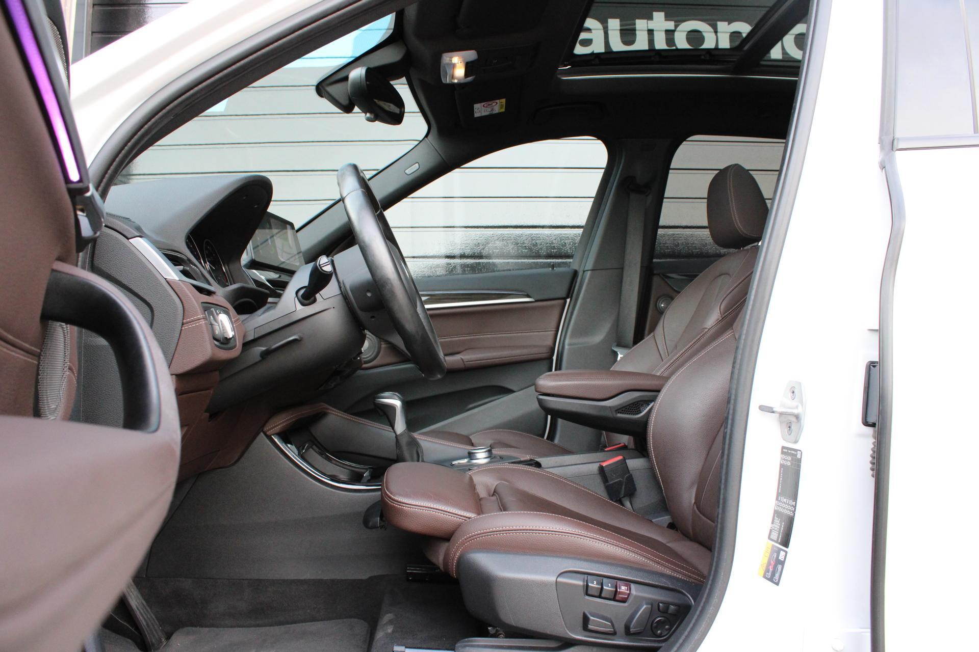 Foto van BMW X1 Xdrive25e