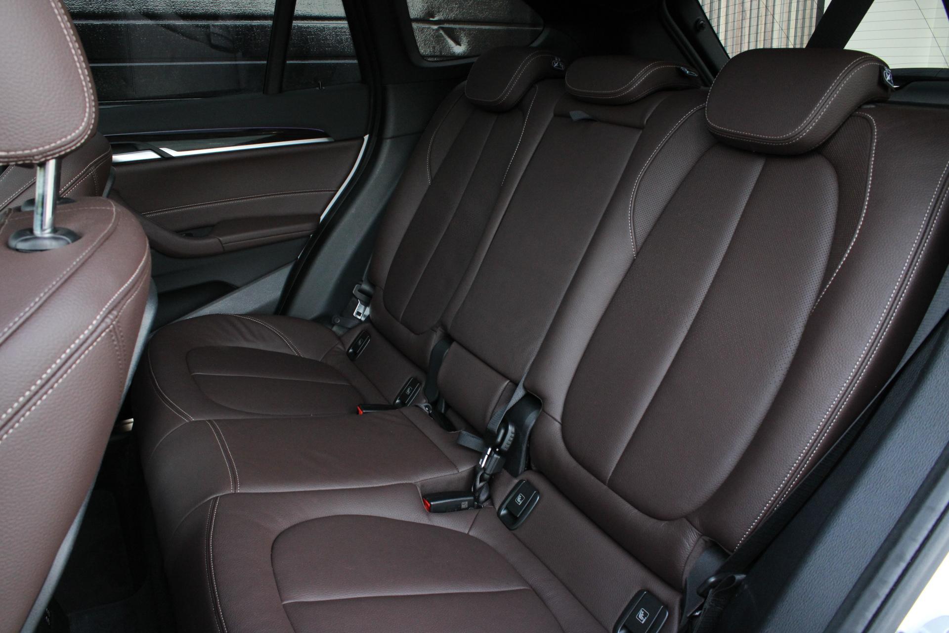 Foto van BMW X1 Xdrive25e
