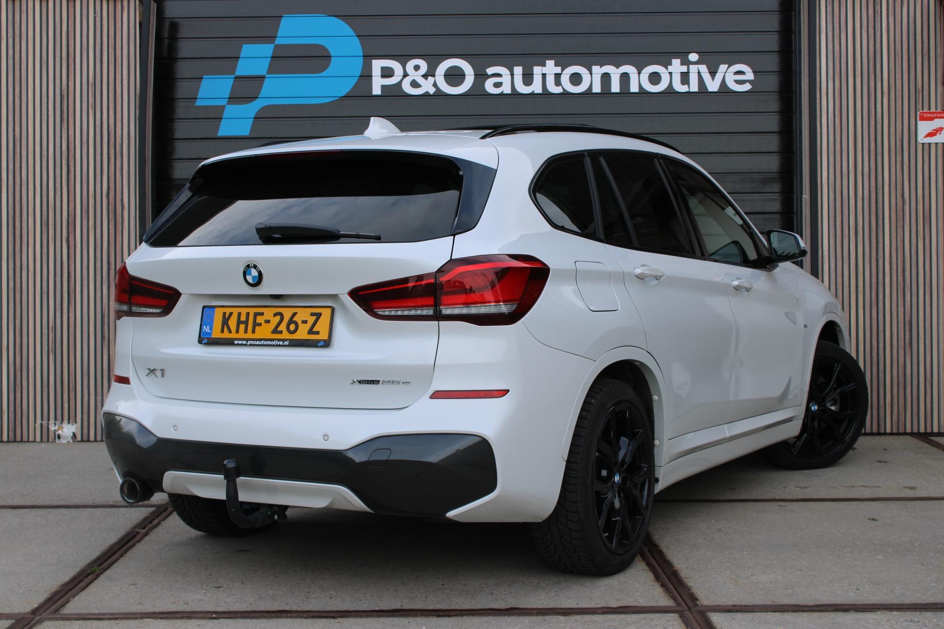 Foto van BMW X1 Xdrive25e