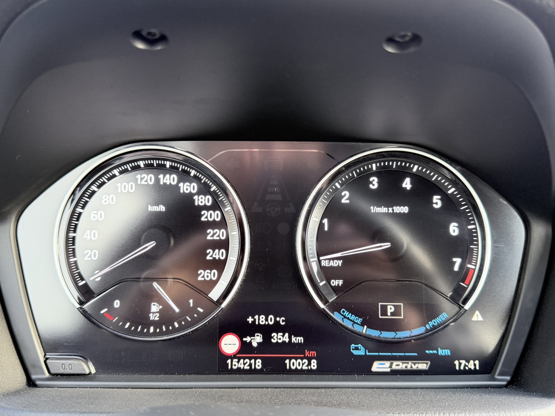 Foto van BMW X1 Xdrive25e