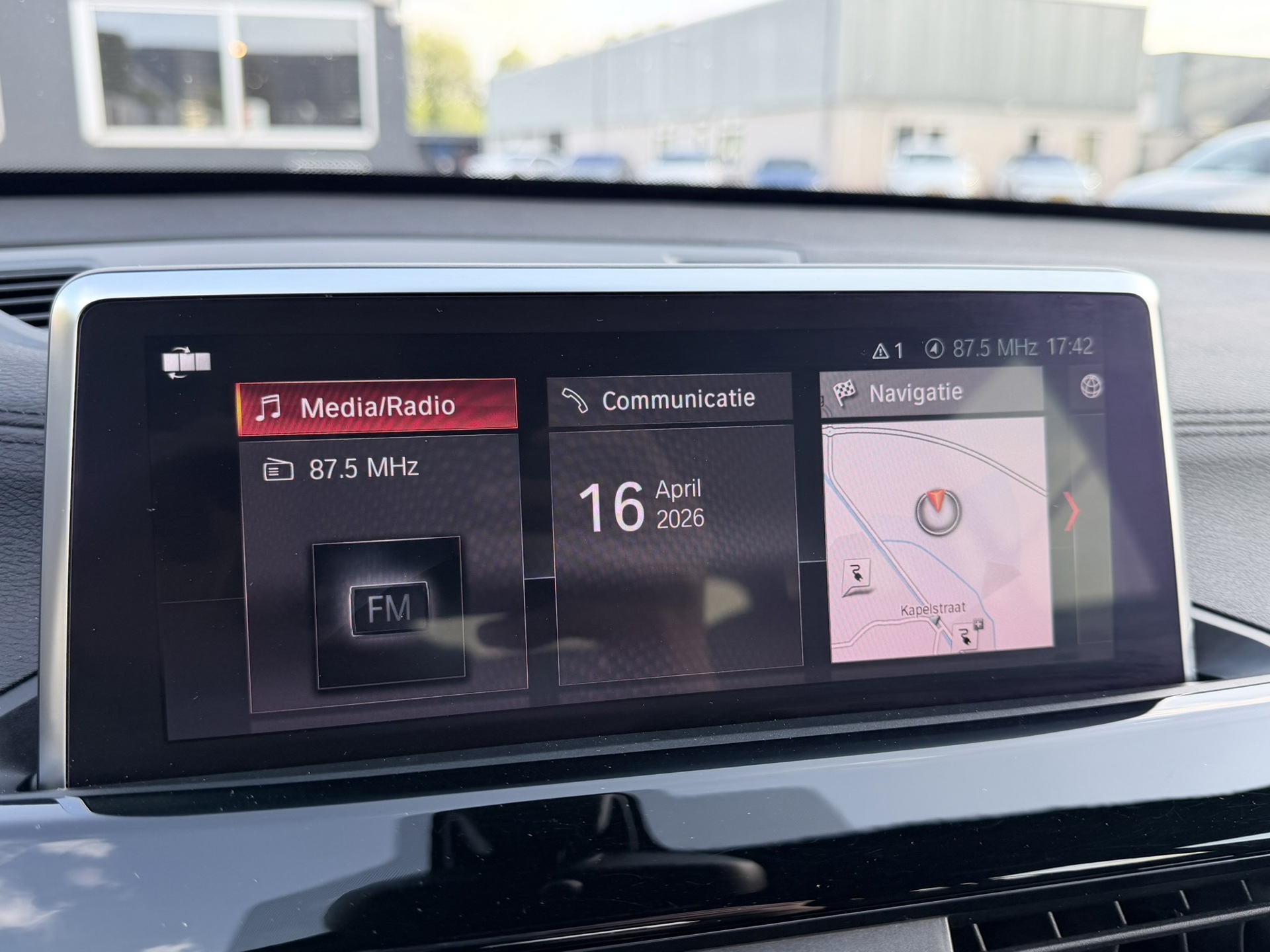 Foto van BMW X1 Xdrive25e