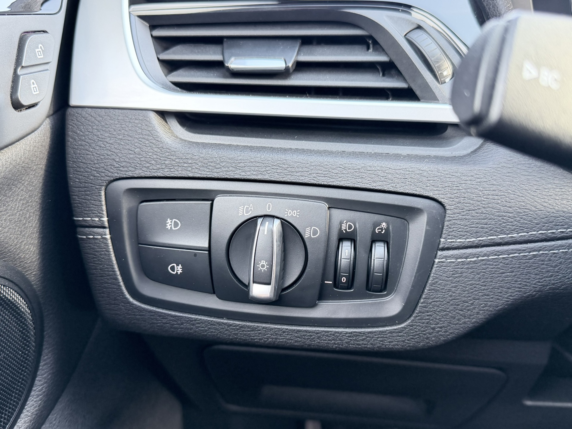 Foto van BMW X1 Xdrive25e