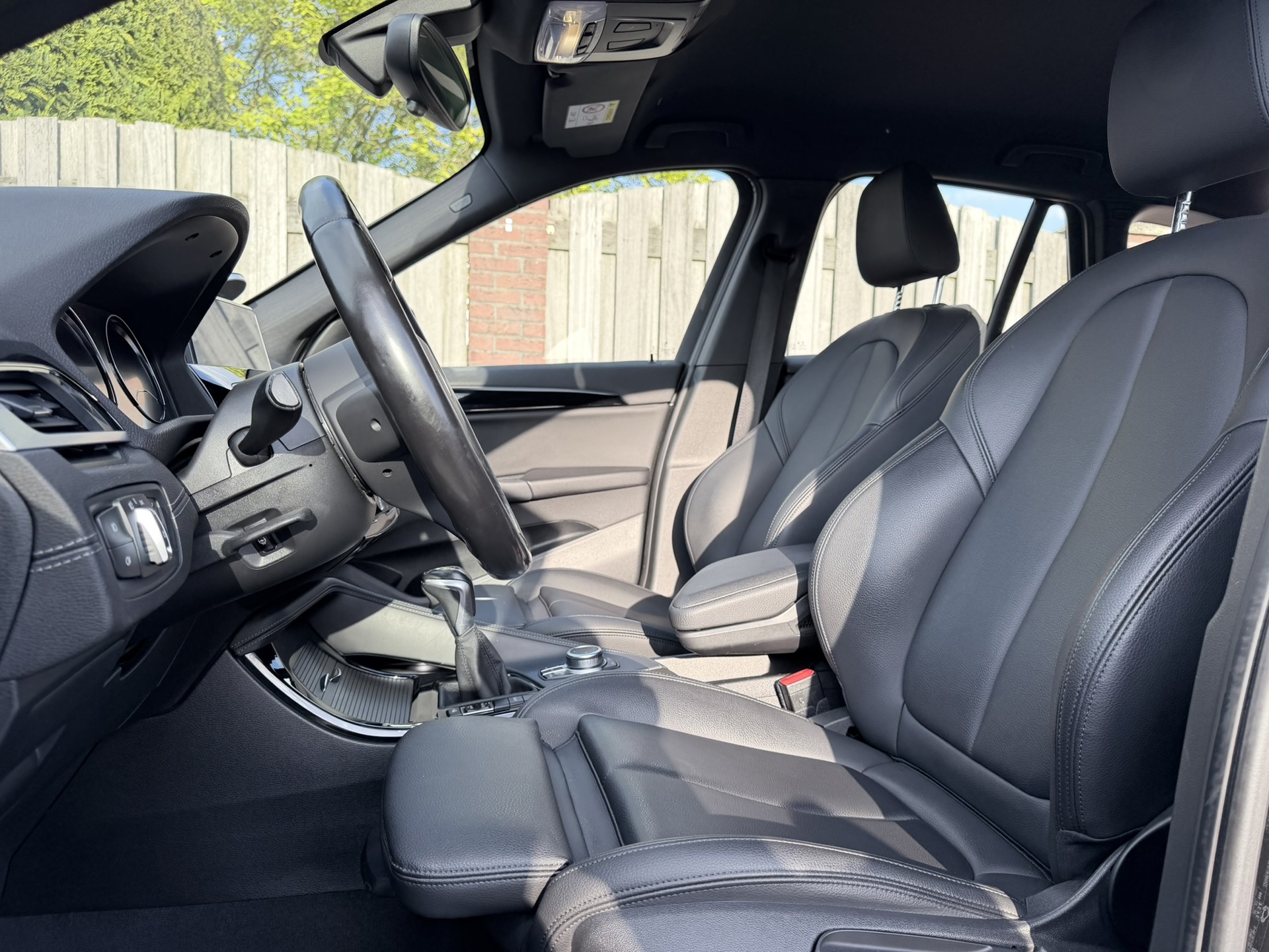 Foto van BMW X1 Xdrive25e