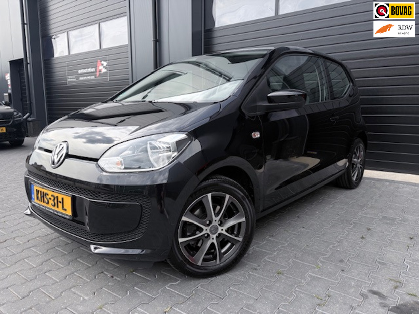 Volkswagen Up 1.0 high up! BlueMotion|Bluetooth|Airco|1e eig|Dealer onderhouden|EL ramen 2013 - voorkant