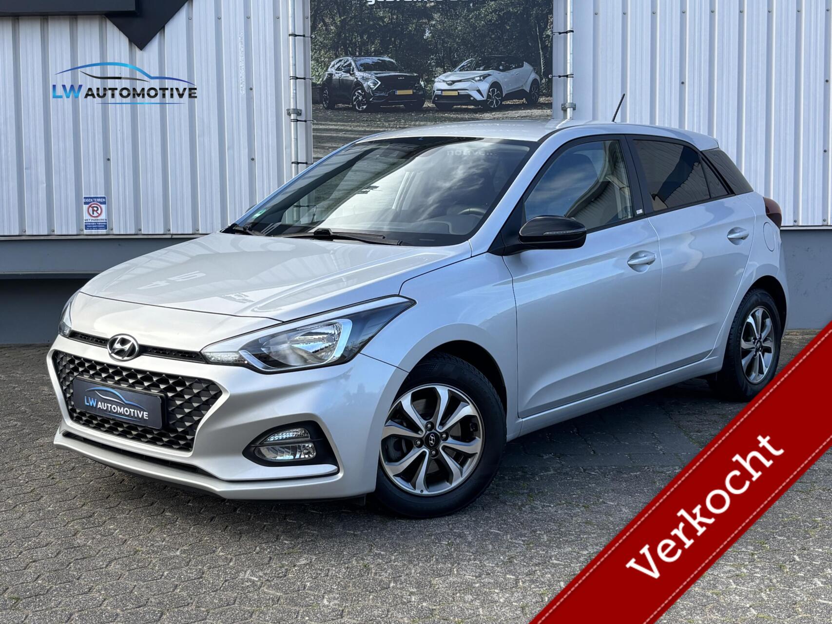 Hyundai I20 1.0 T-GDI Comfort | Carplay | Camera | Stoel+stuurverwerwarming 2019 - voorkant