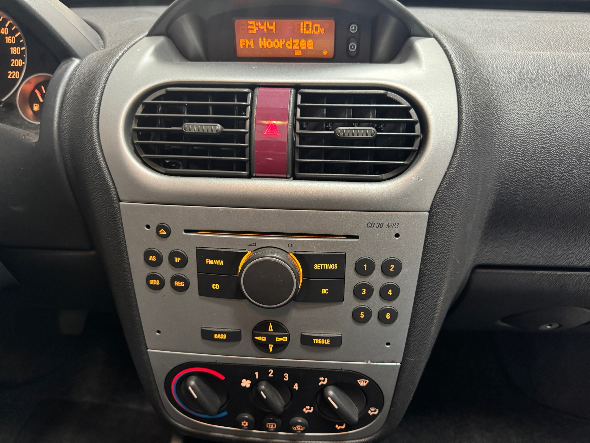 Foto van Opel Tigra