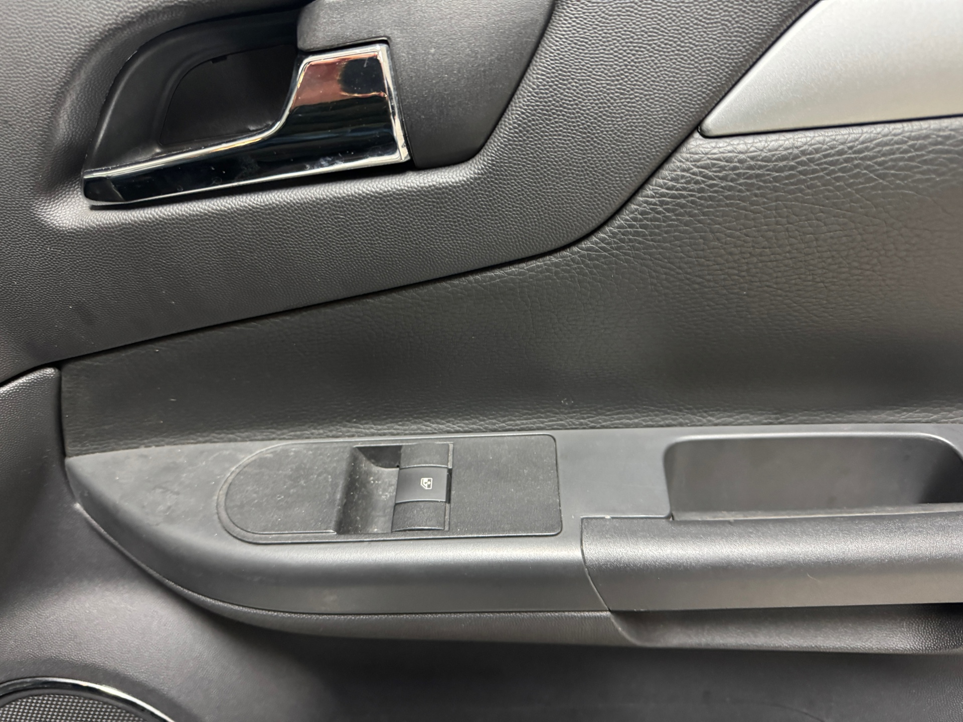 Foto van Opel Tigra