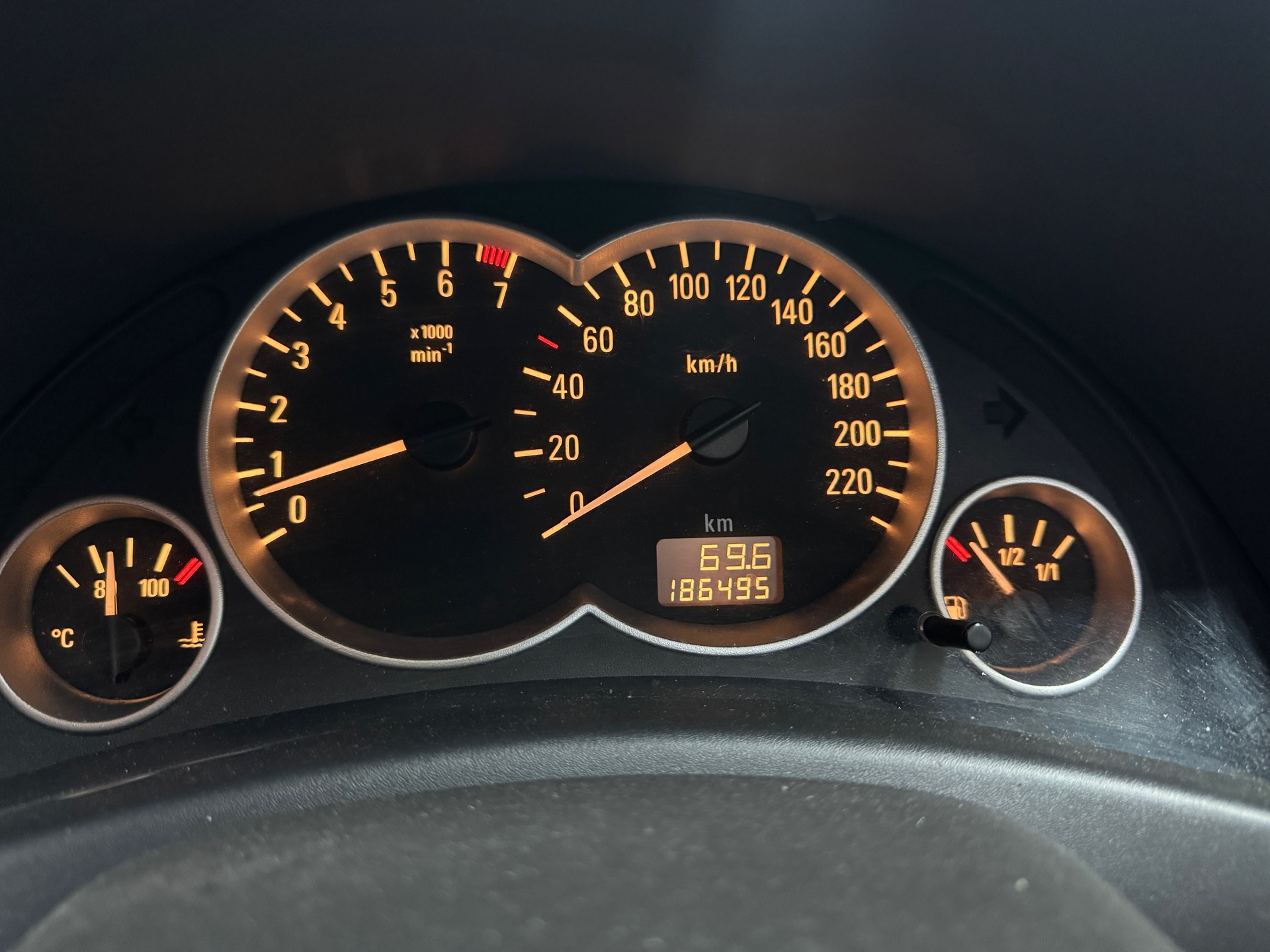 Foto van Opel Tigra