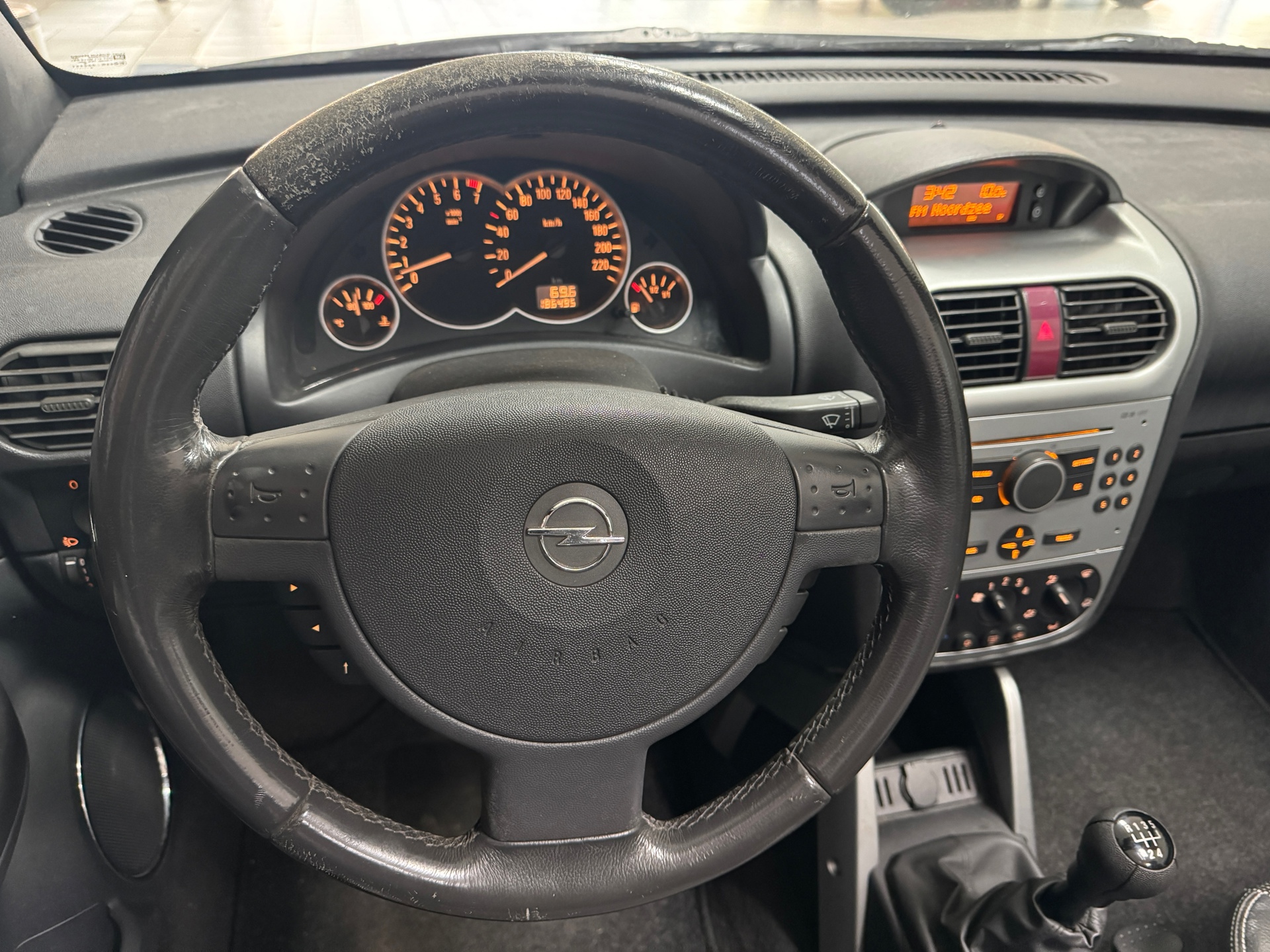 Foto van Opel Tigra