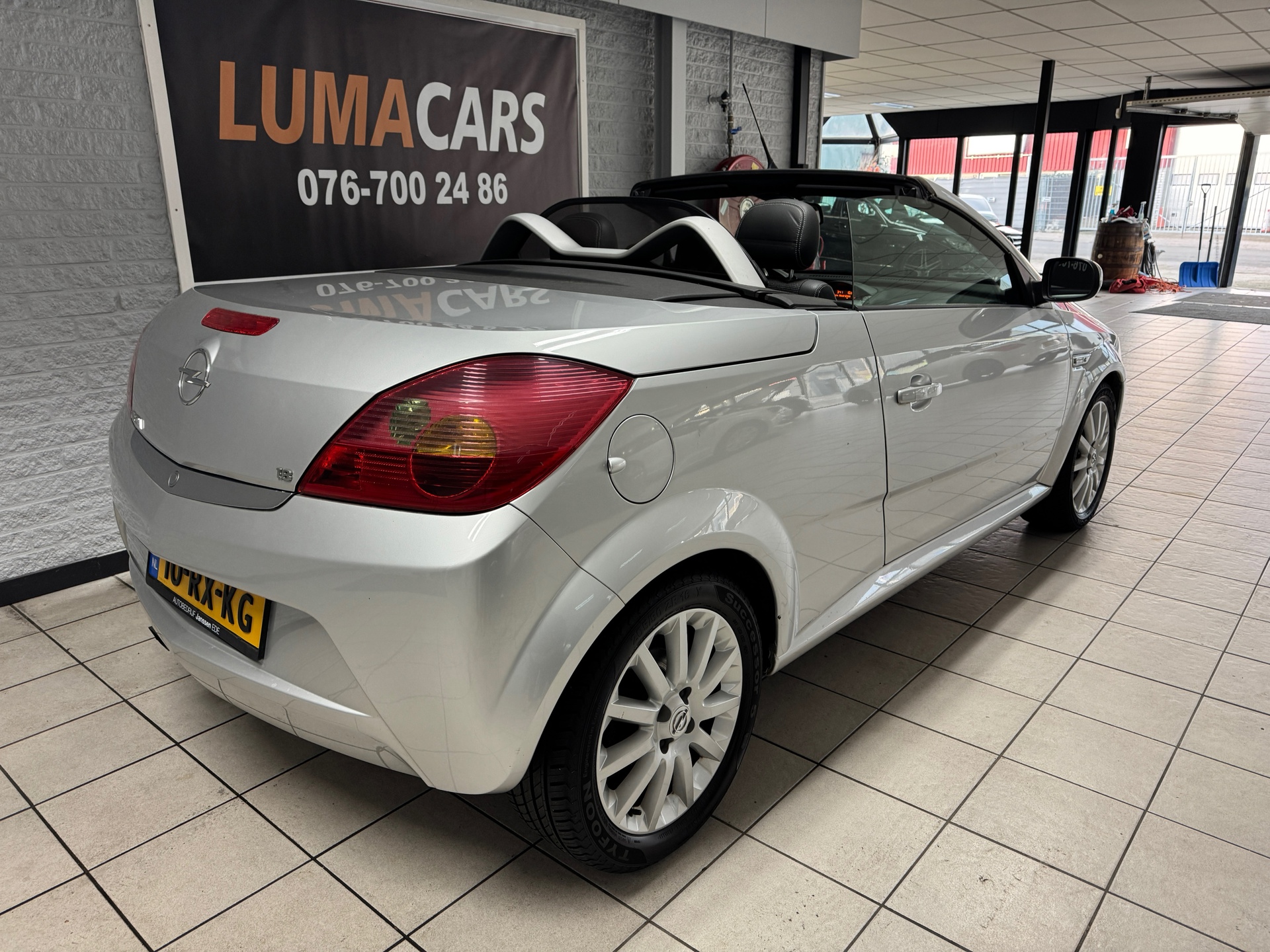 Foto van Opel Tigra