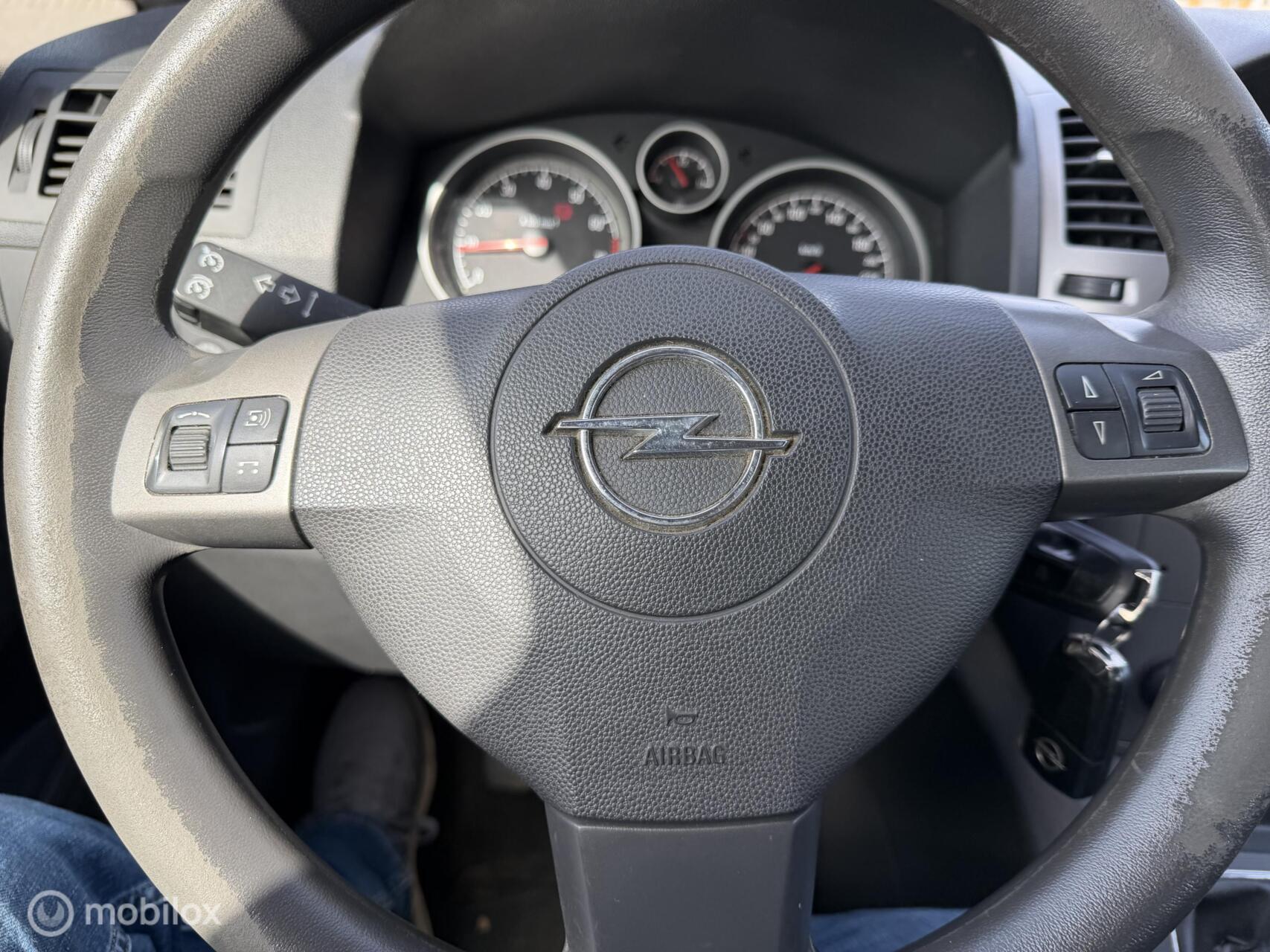 Foto van Opel Zafira