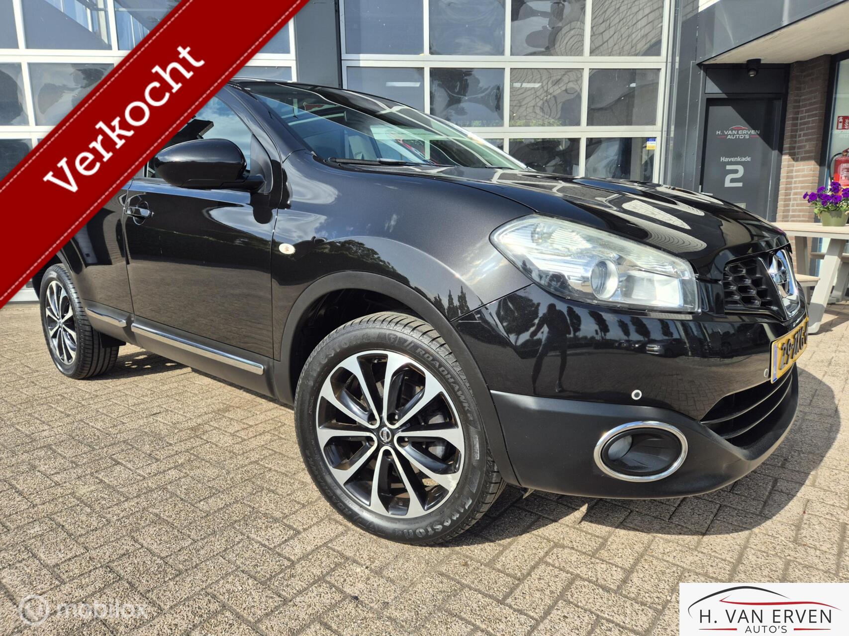 Nissan Nissan Qashqai 1.6 PANORAMADAK NAVI CAMERA NAP PDC 2013 - voorkant
