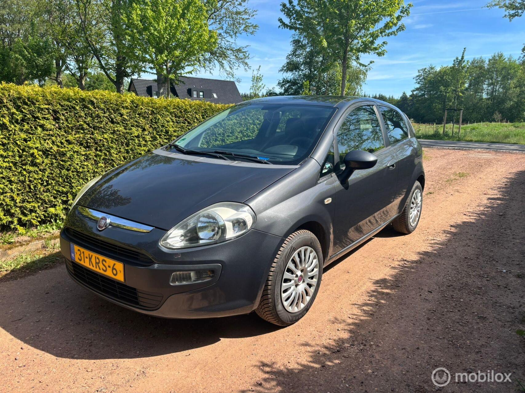 Fiat Fiat Punto 1.4 Dynamic airco  Automaat! 2010 - voorkant