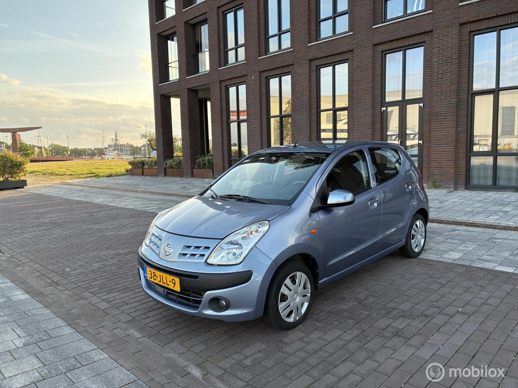 Foto van NISSAN PIXO