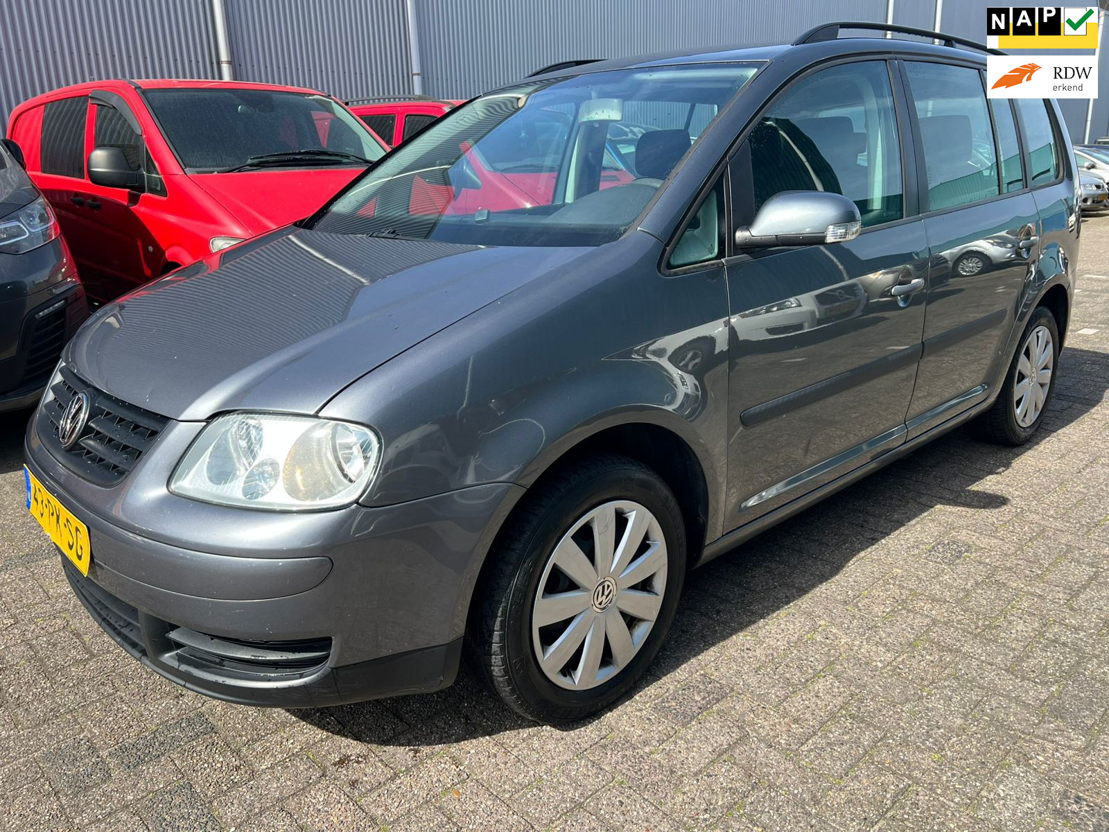 Foto van VOLKSWAGEN TOURAN