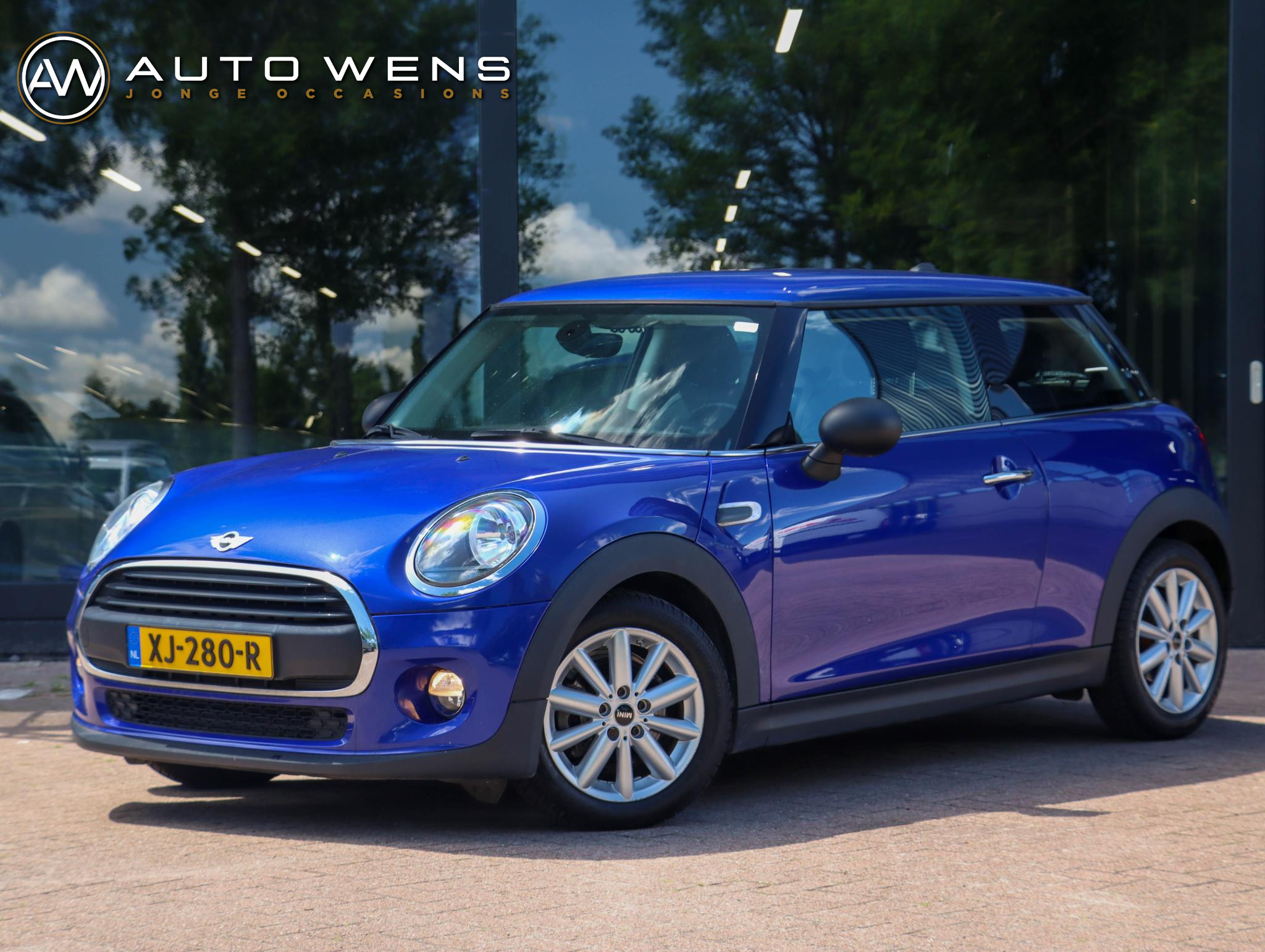Foto van MINI ONE