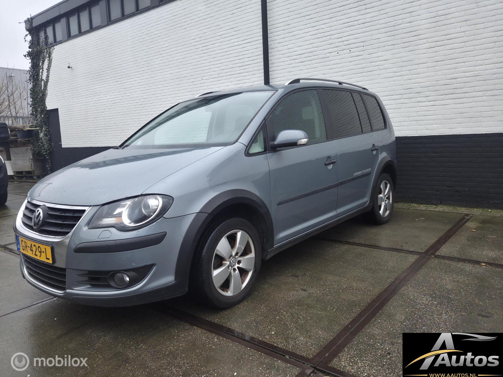 Volkswagen Touran 1.4 TSI Cross 2007 - voorkant