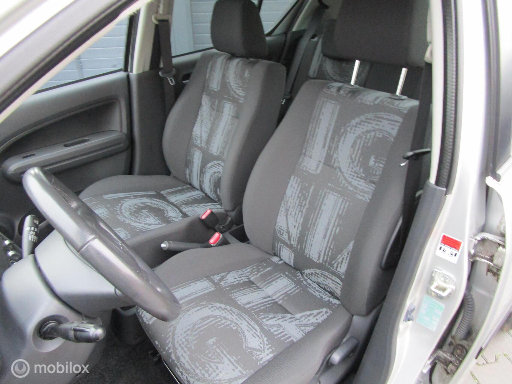 Foto van Opel Agila