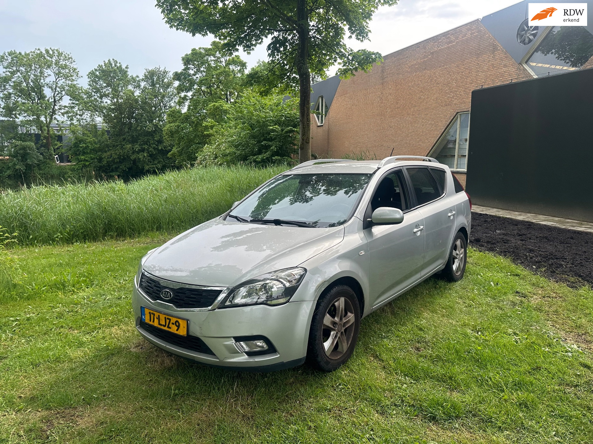 Foto van KIA CEE D