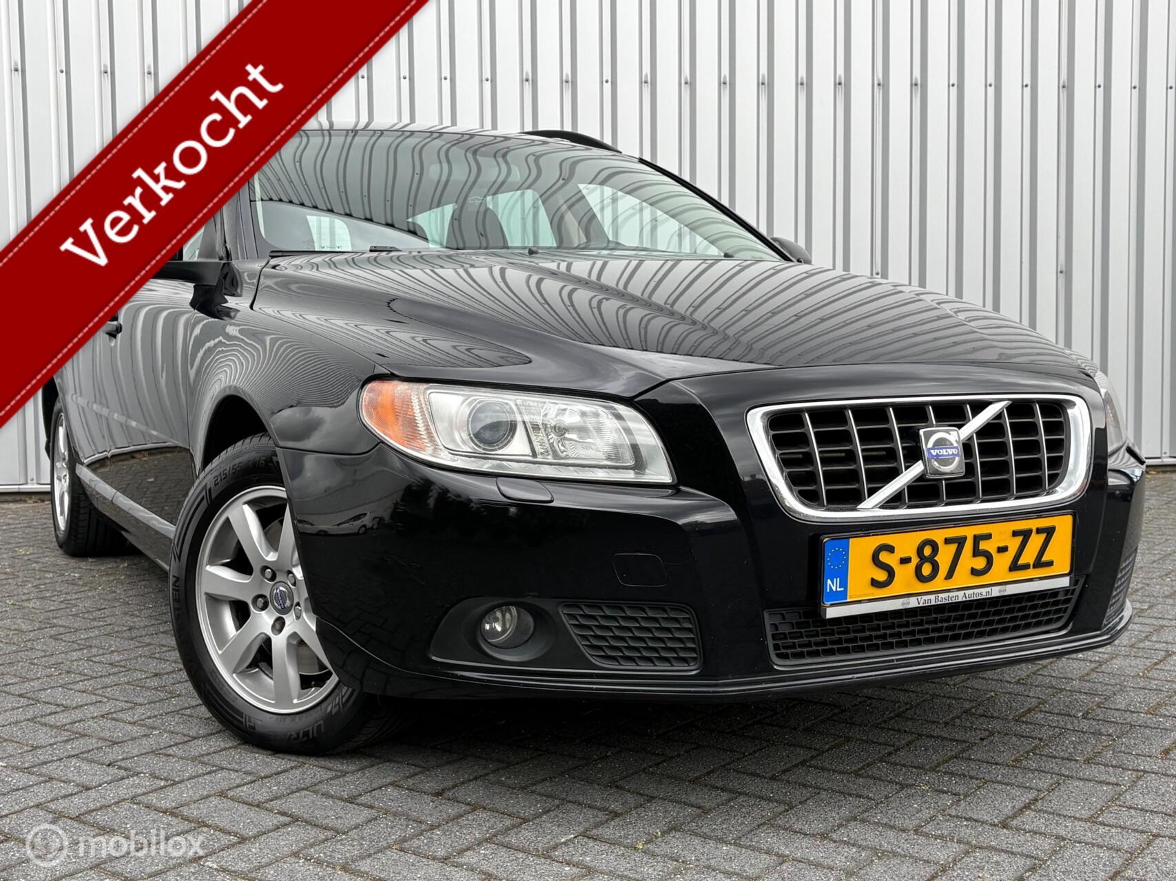 Volvo V70 2.5T Momentum | Aut | leder | Youngtimer | 2008 | Trekhaak | Volledige historie | 2008 - voorkant
