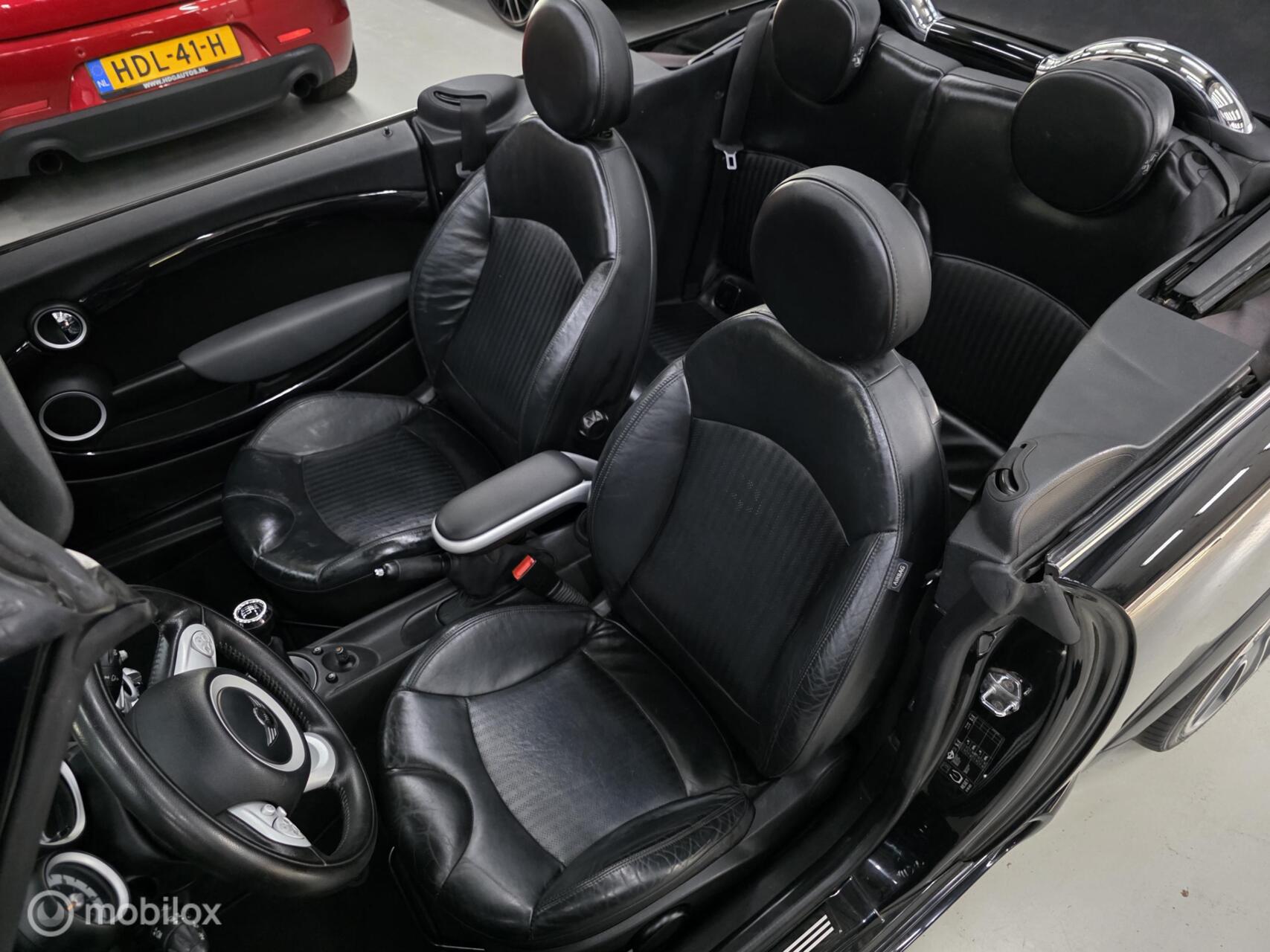 Foto van Mini Cooper S Cabrio