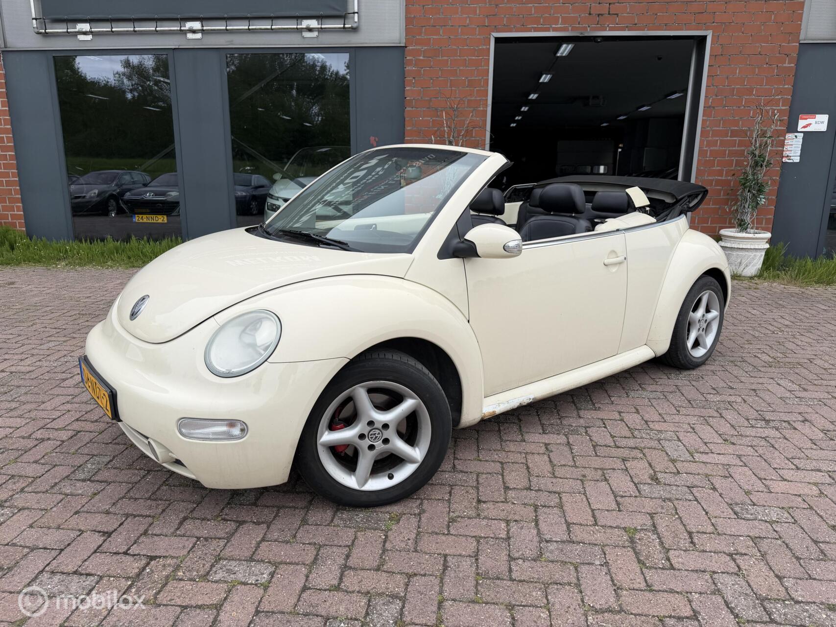 Foto van VOLKSWAGEN NEW BEETLE CABRIOLET