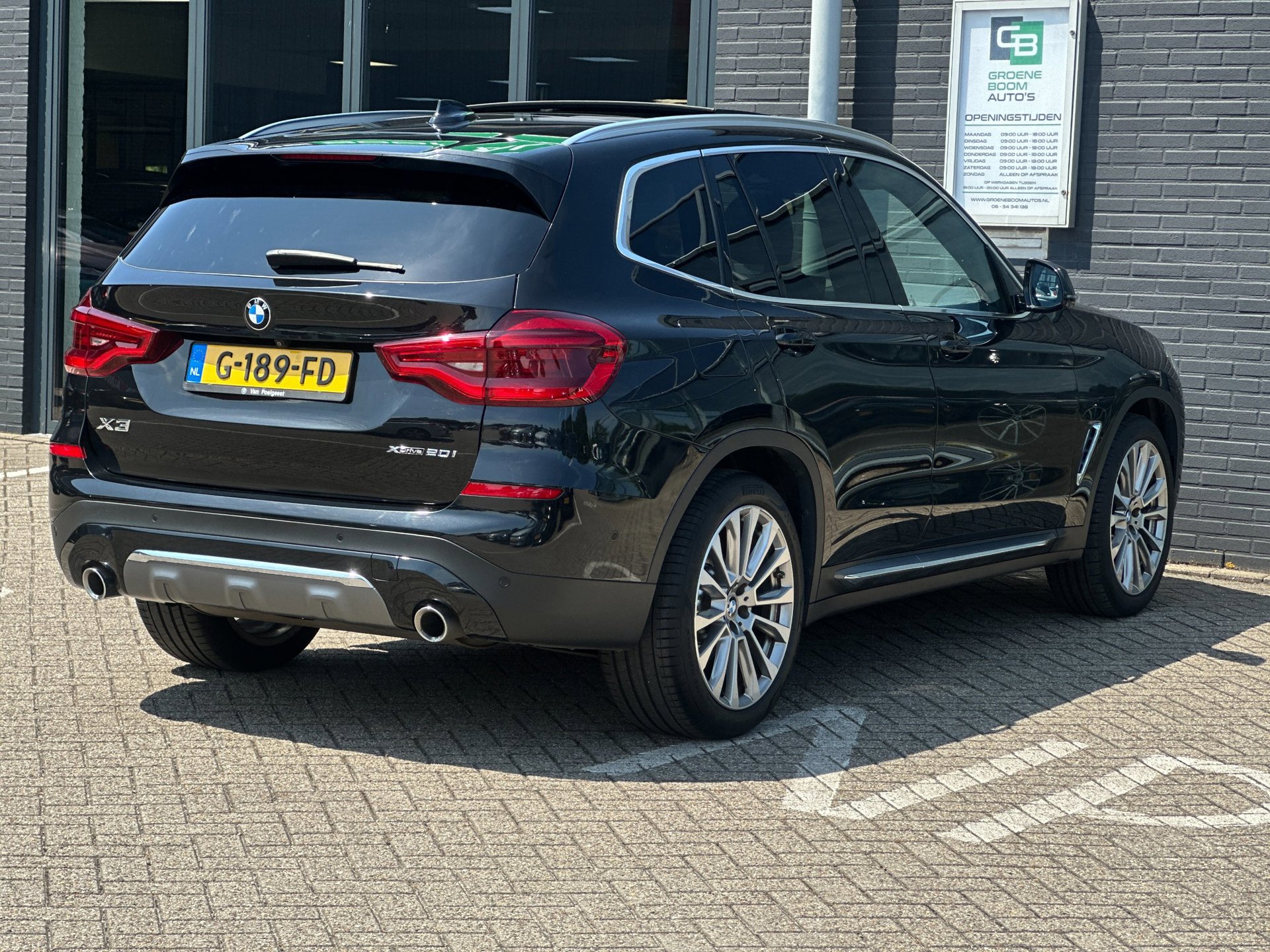 Foto van BMW X3 Xdrive20i
