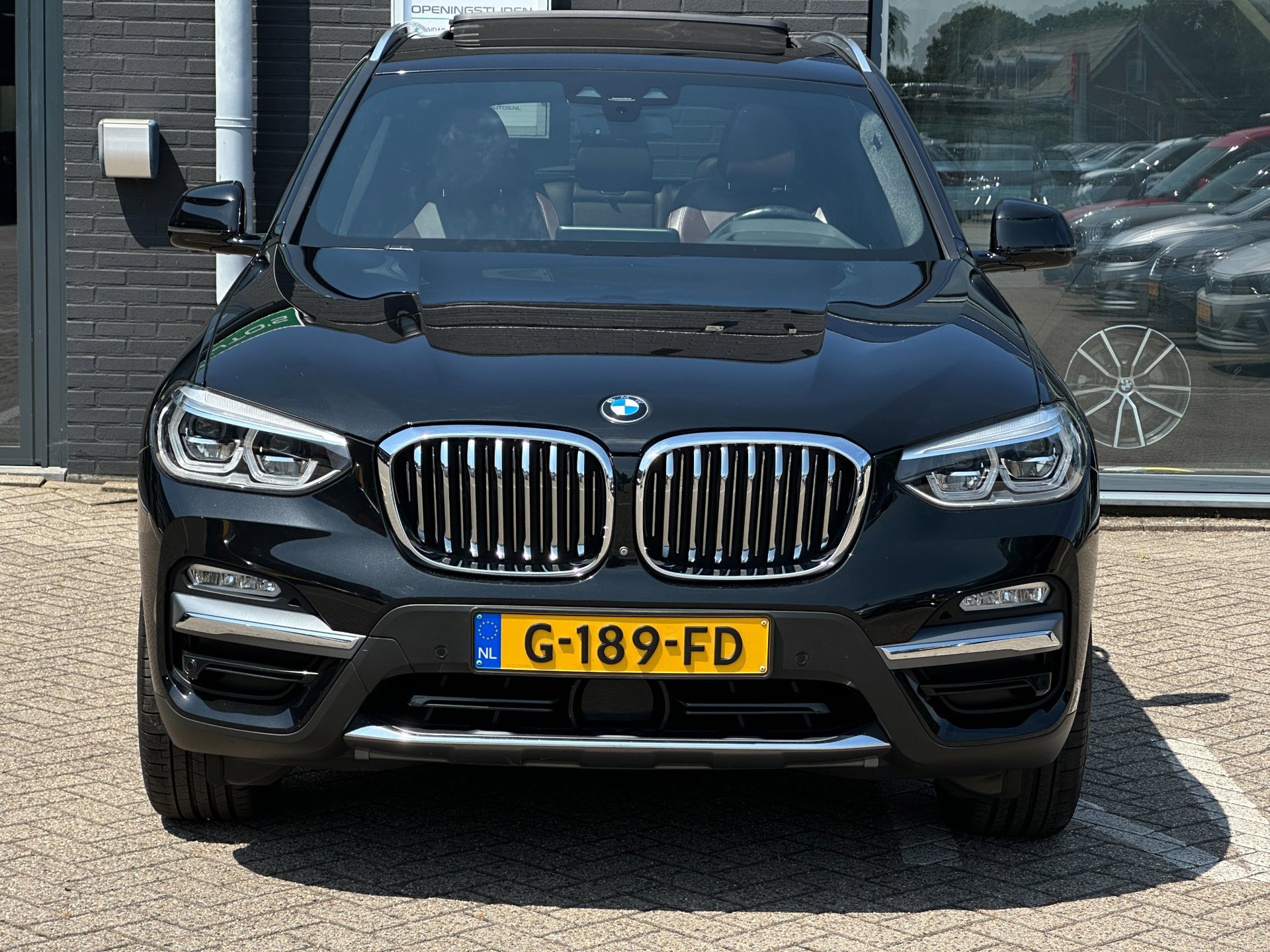 Foto van BMW X3 Xdrive20i