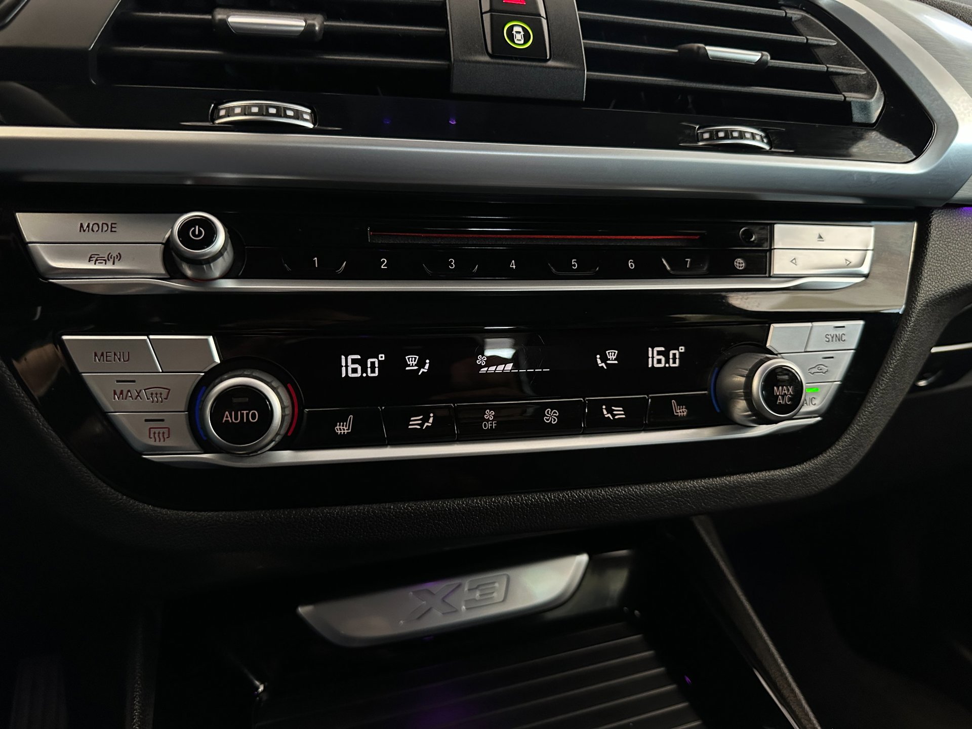 Foto van BMW X3 Xdrive20i