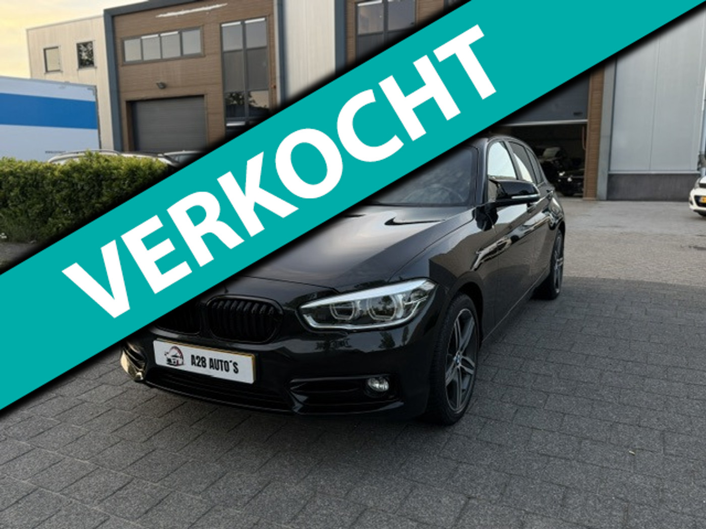 BMW 116i 116i Sport | NAP | Airco | Rijklaar 2016 - voorkant
