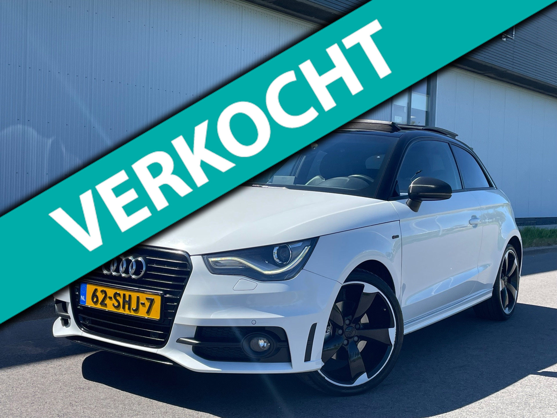 Audi Audi A1 1.4 TFSI S-Line 185 PK Automaat Panorama Leder 2011 - voorkant