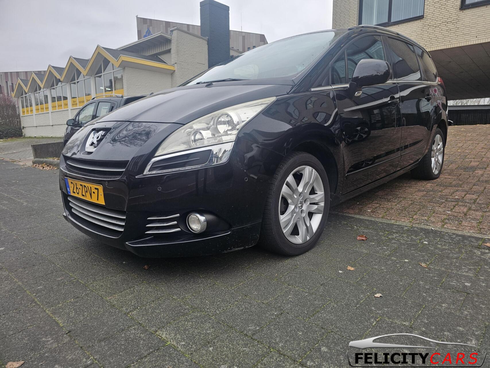 Foto van PEUGEOT 5008
