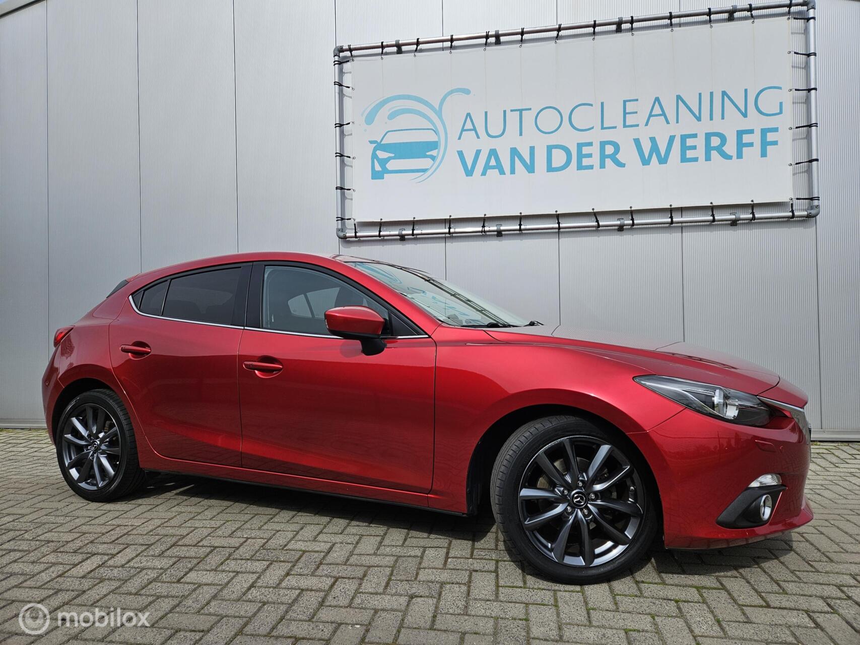 Foto van MAZDA MAZDA3