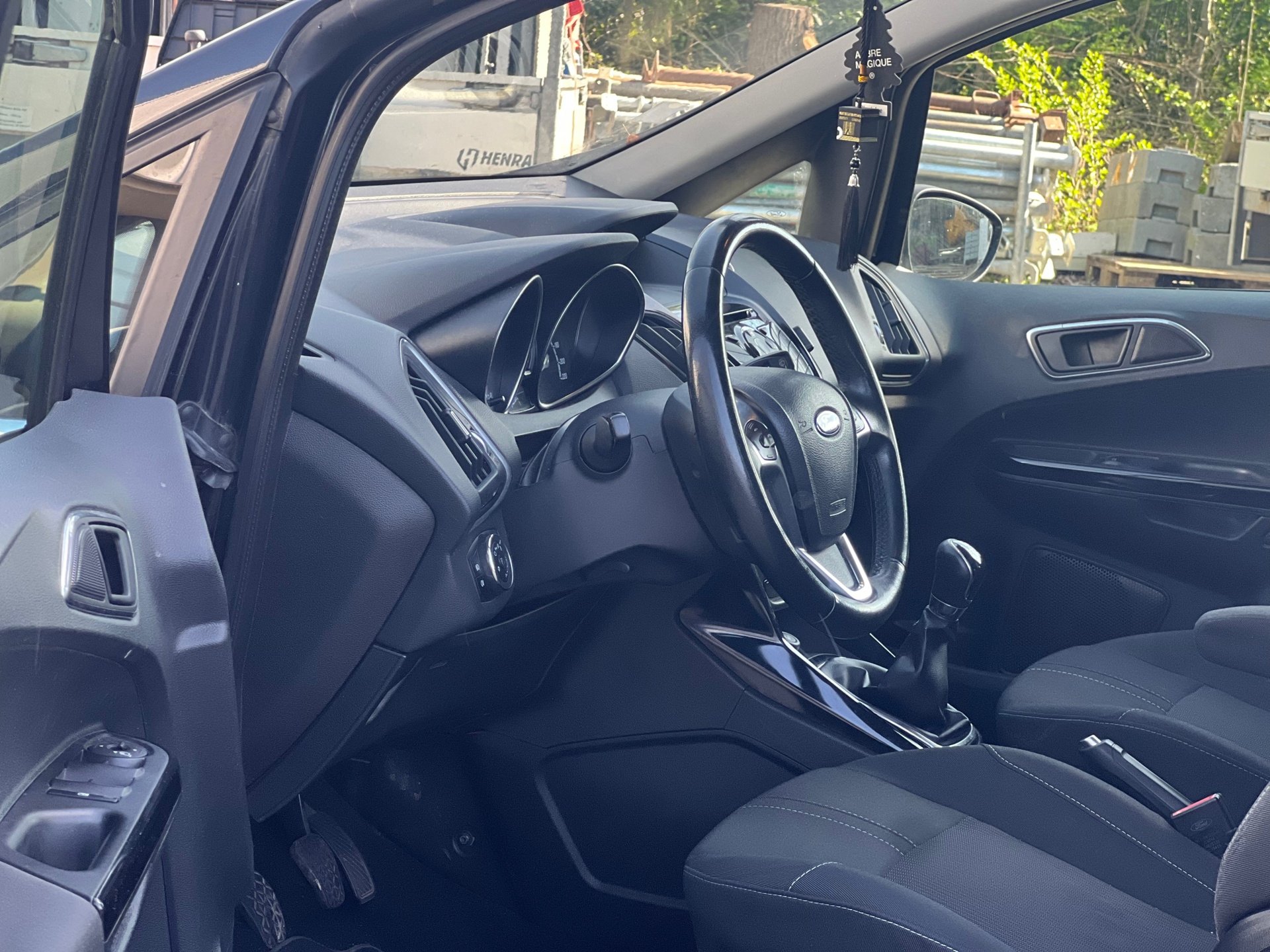 Foto van Ford B-max