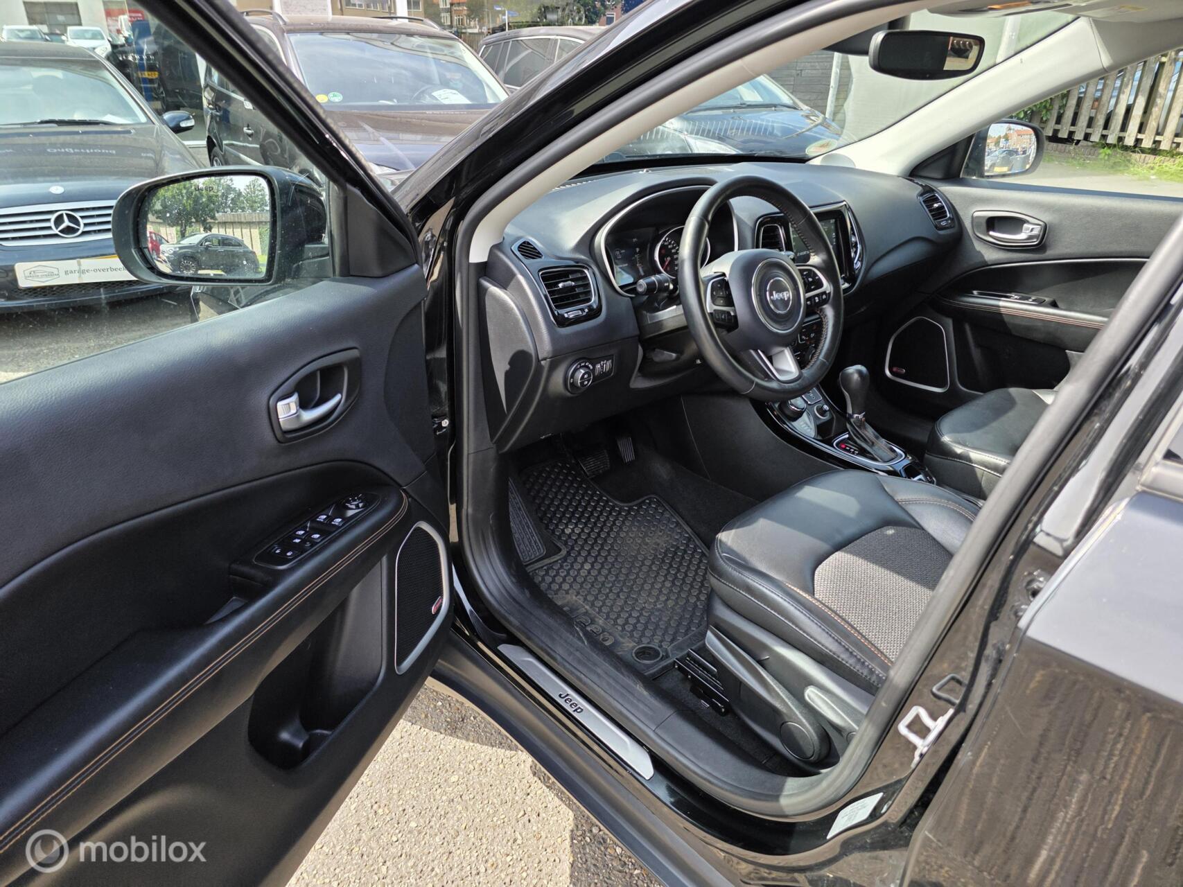 Foto van Jeep Compass