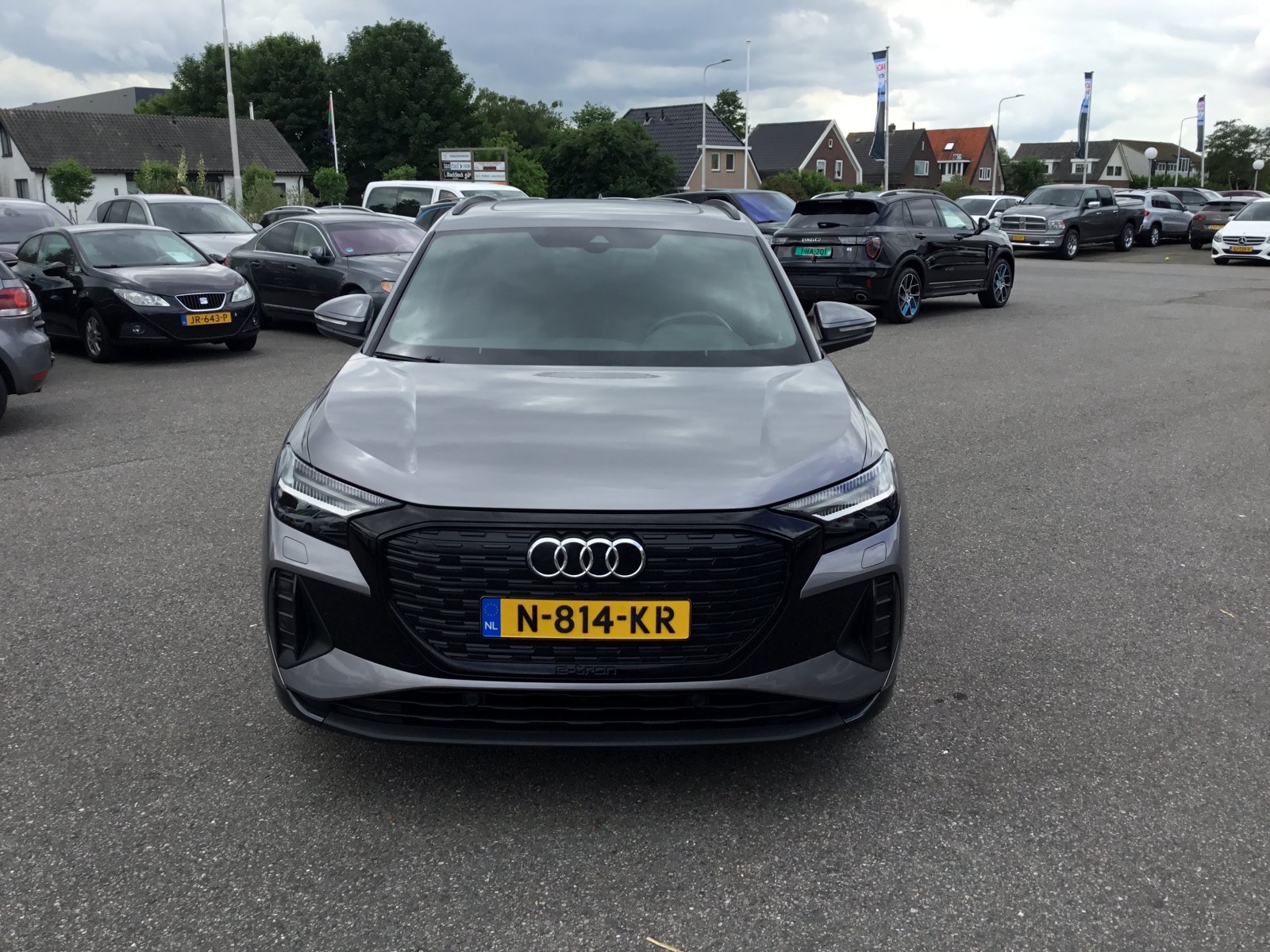 Inspectiefoto van Audi Q4 50 E-tron