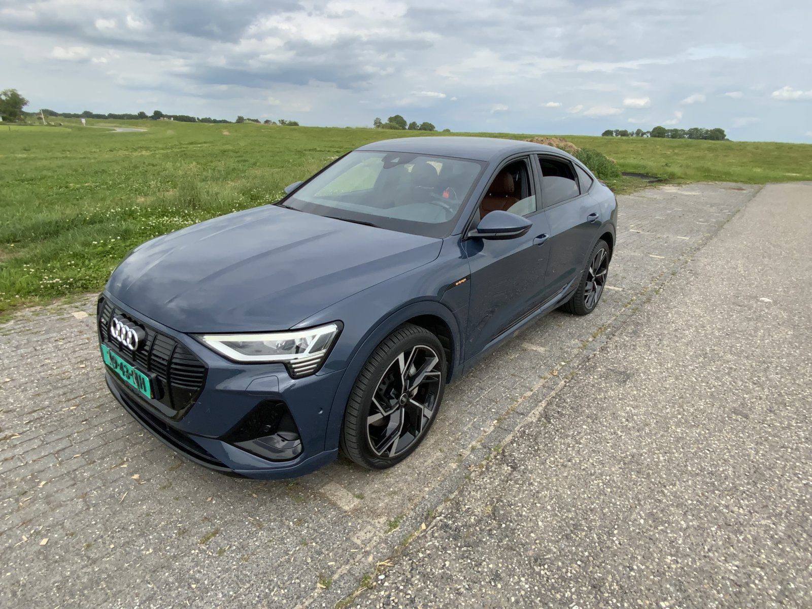 Audi E-tron Sportback 50 quattro S edition 2021 - voorkant