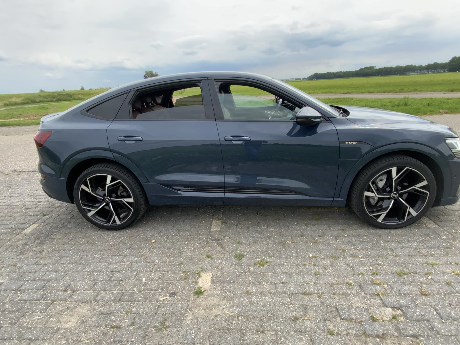 Inspectiefoto van Audi E-tron Sportback