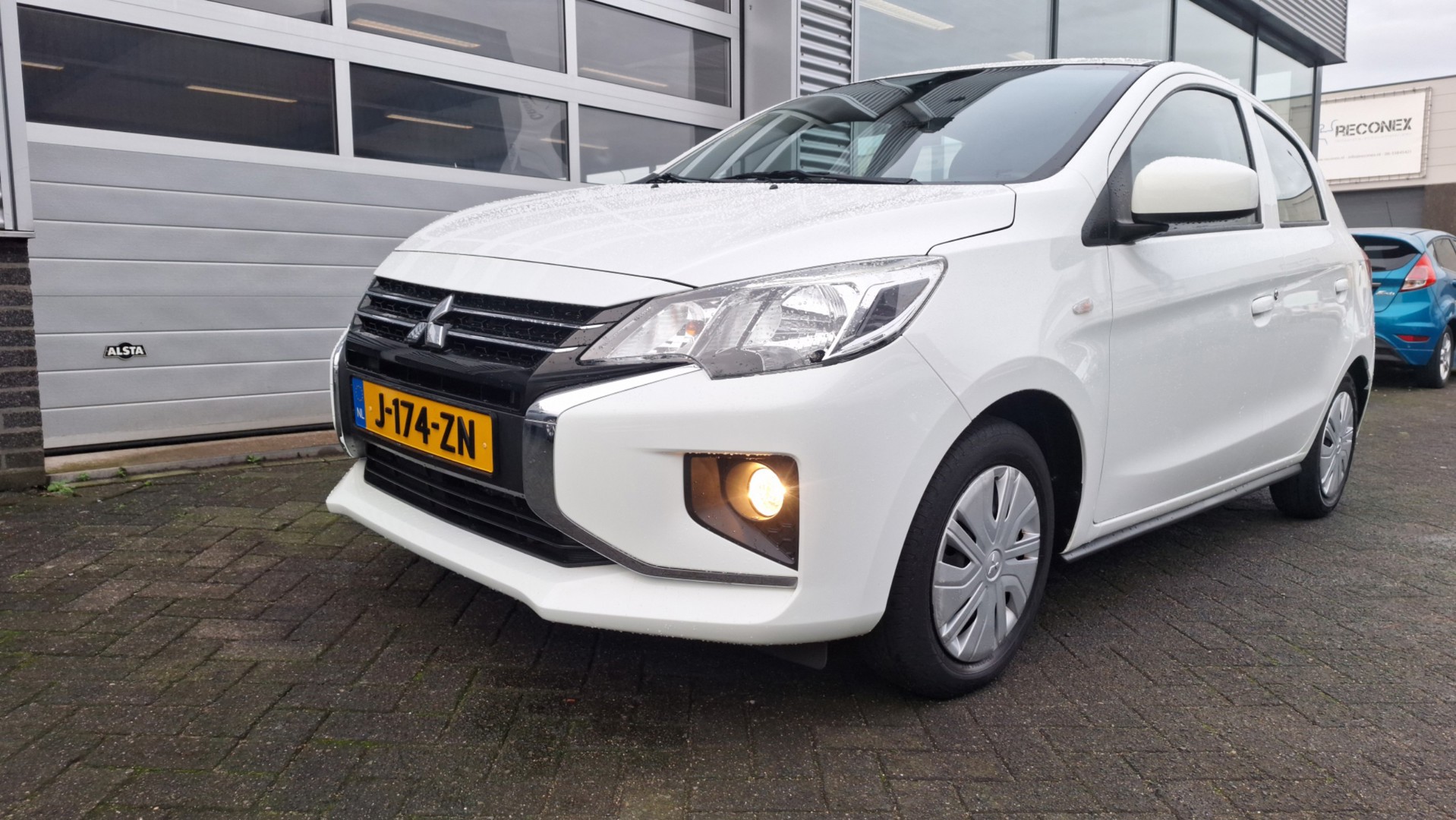 Foto van Mitsubishi Space Star