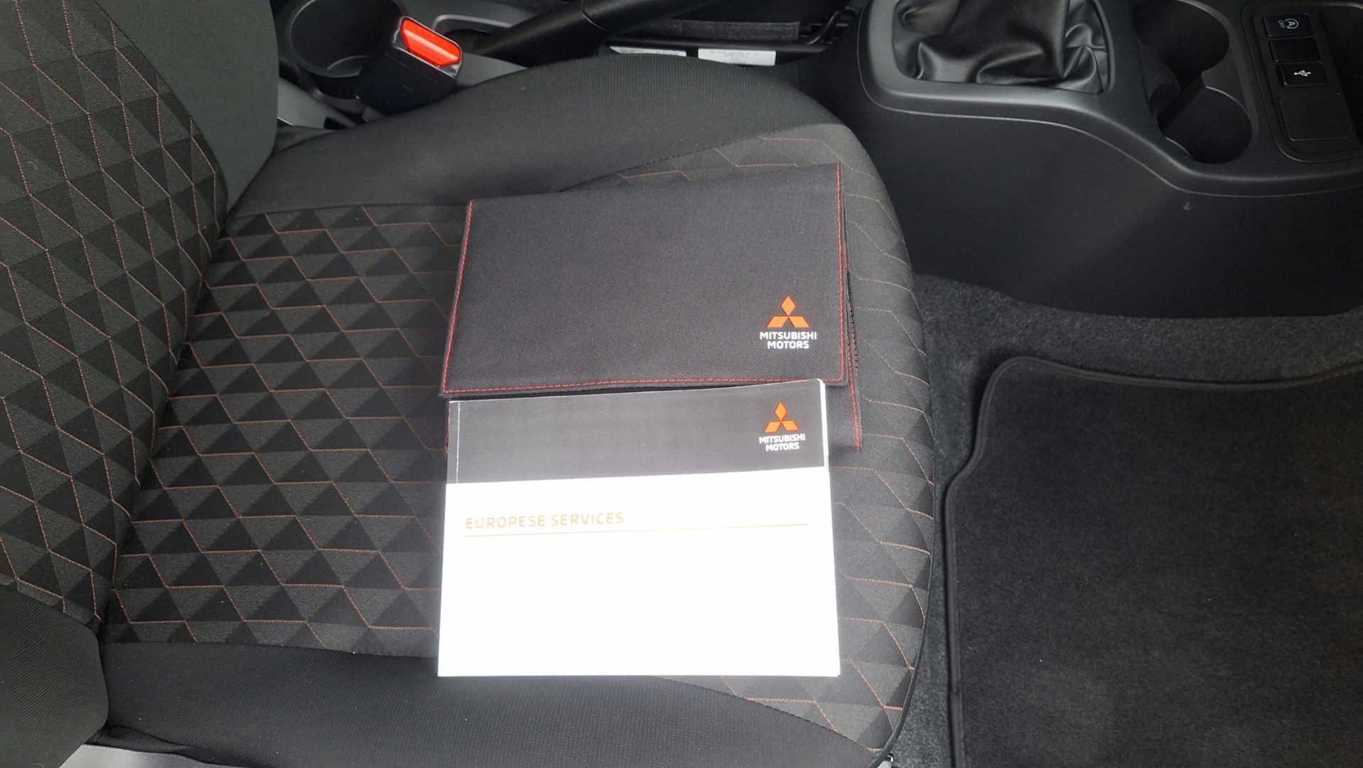 Foto van Mitsubishi Space Star
