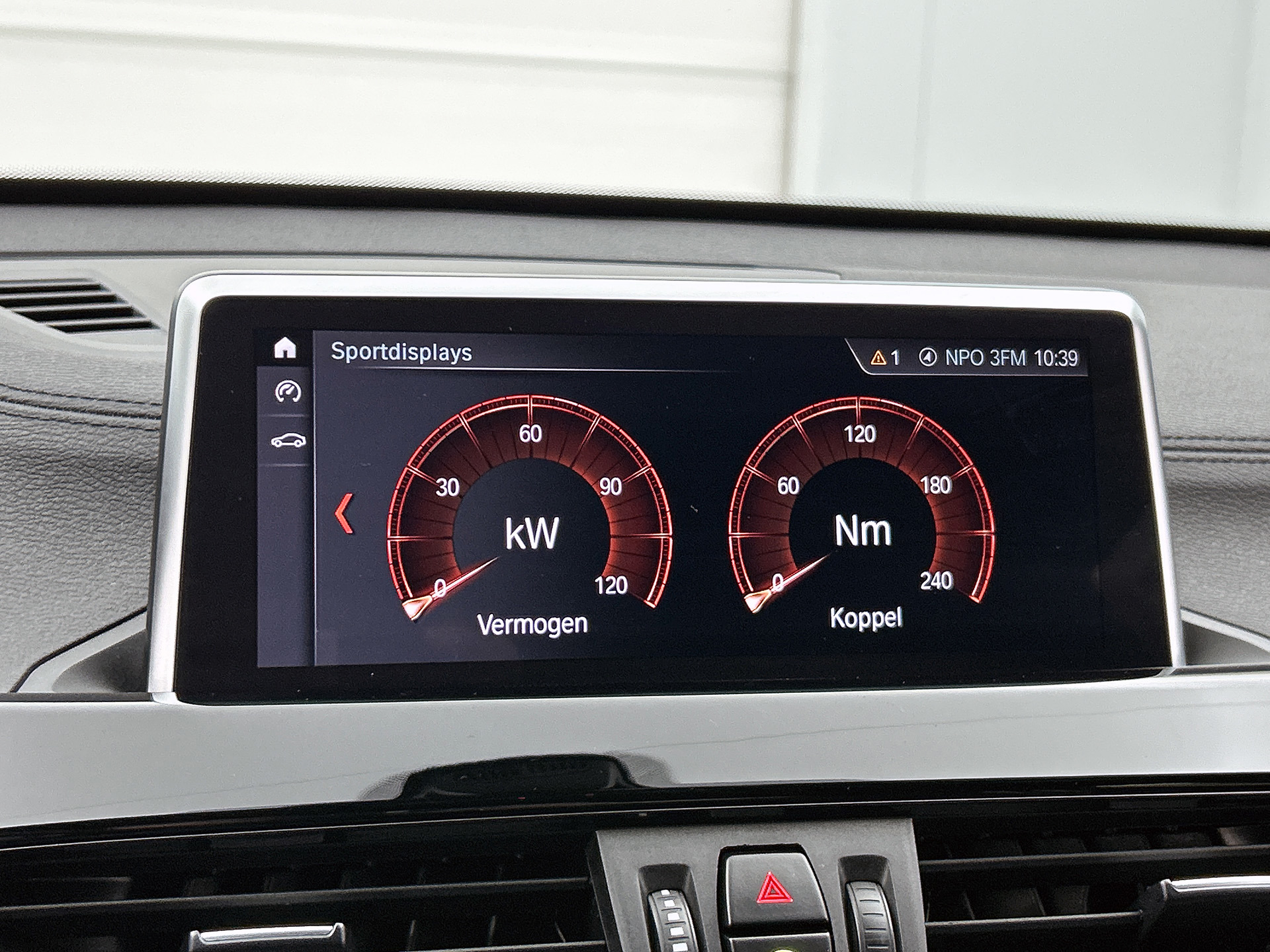 Foto van BMW X1 Sdrive18i