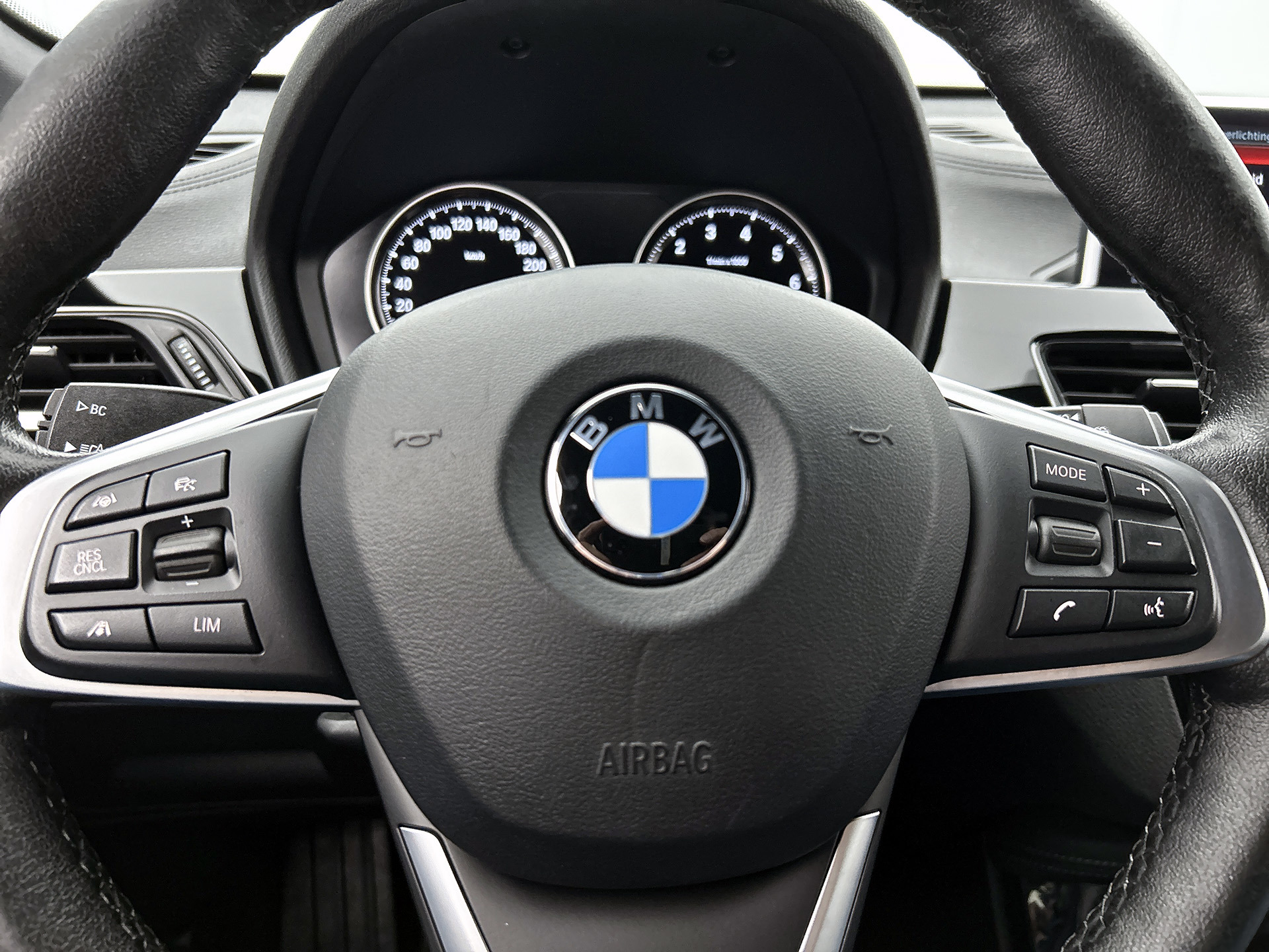 Foto van BMW X1 Sdrive18i