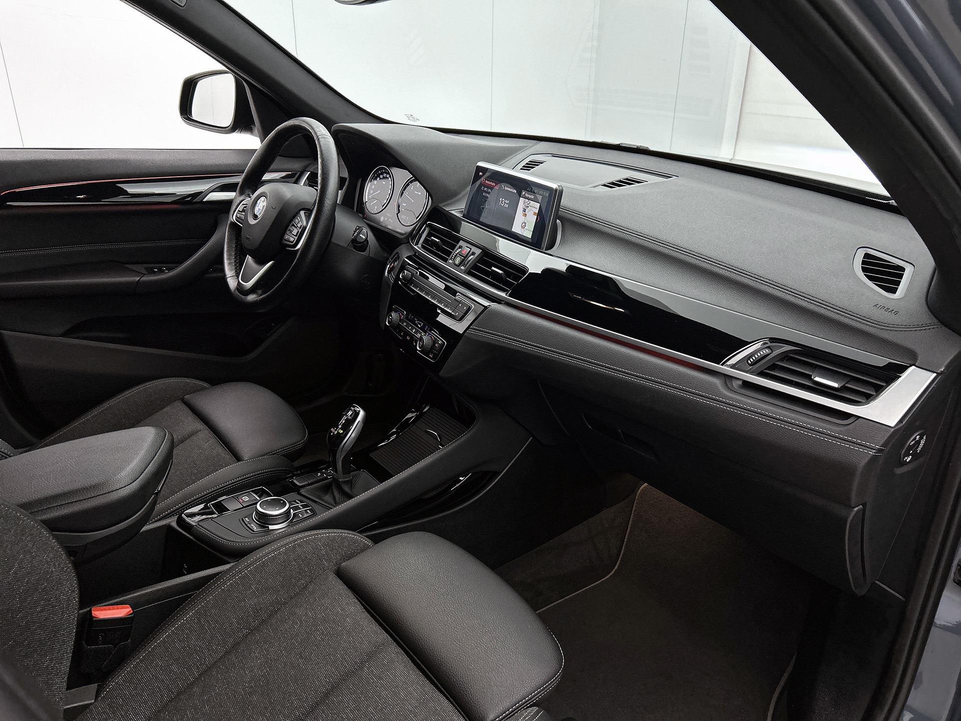 Foto van BMW X1 Sdrive18i
