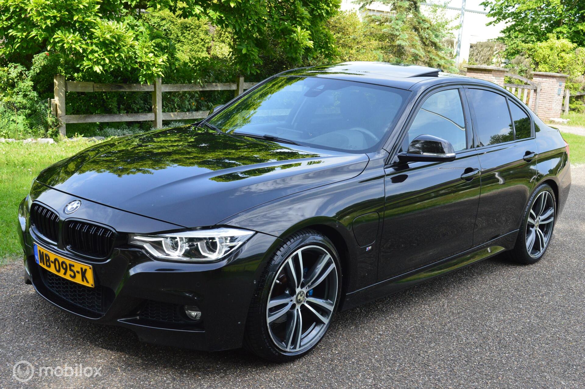 Foto van BMW 330E IPERFORMANCE