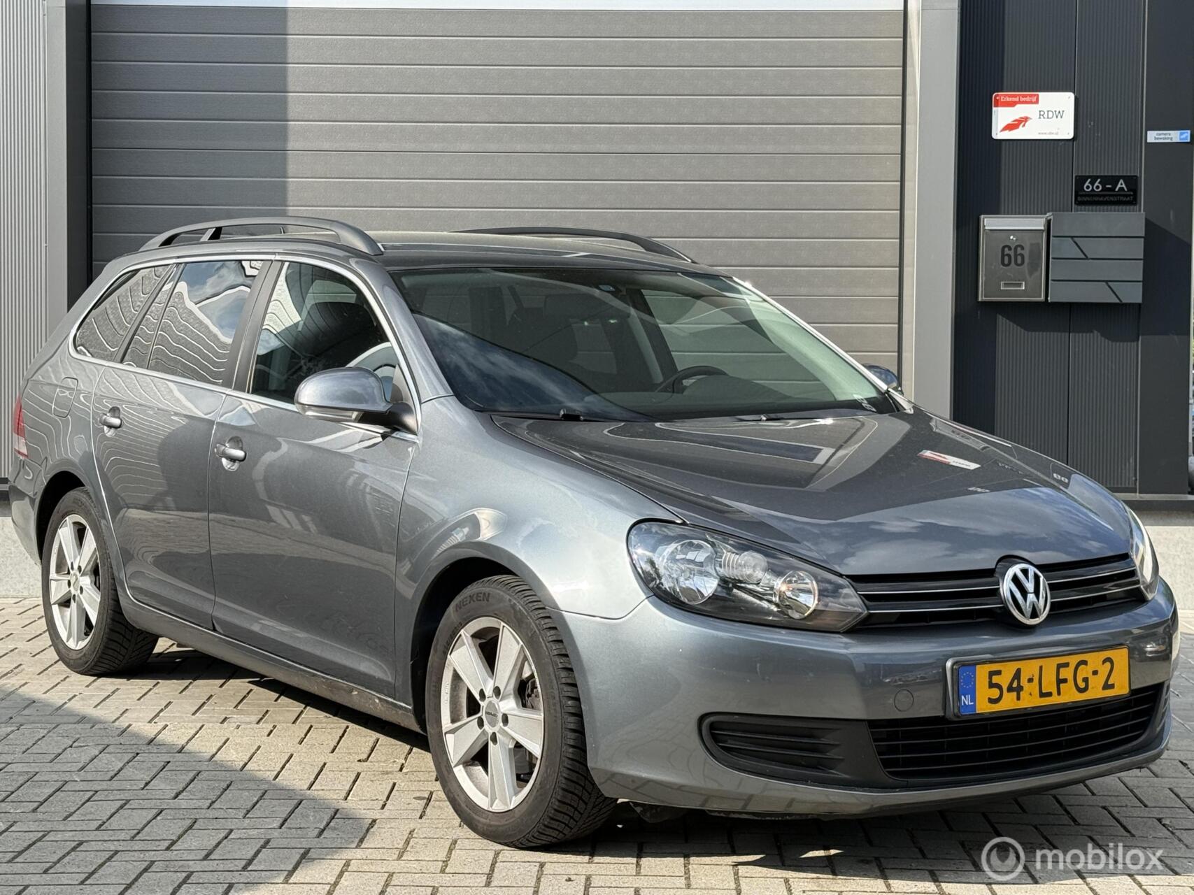 Foto van Volkswagen Golf Variant